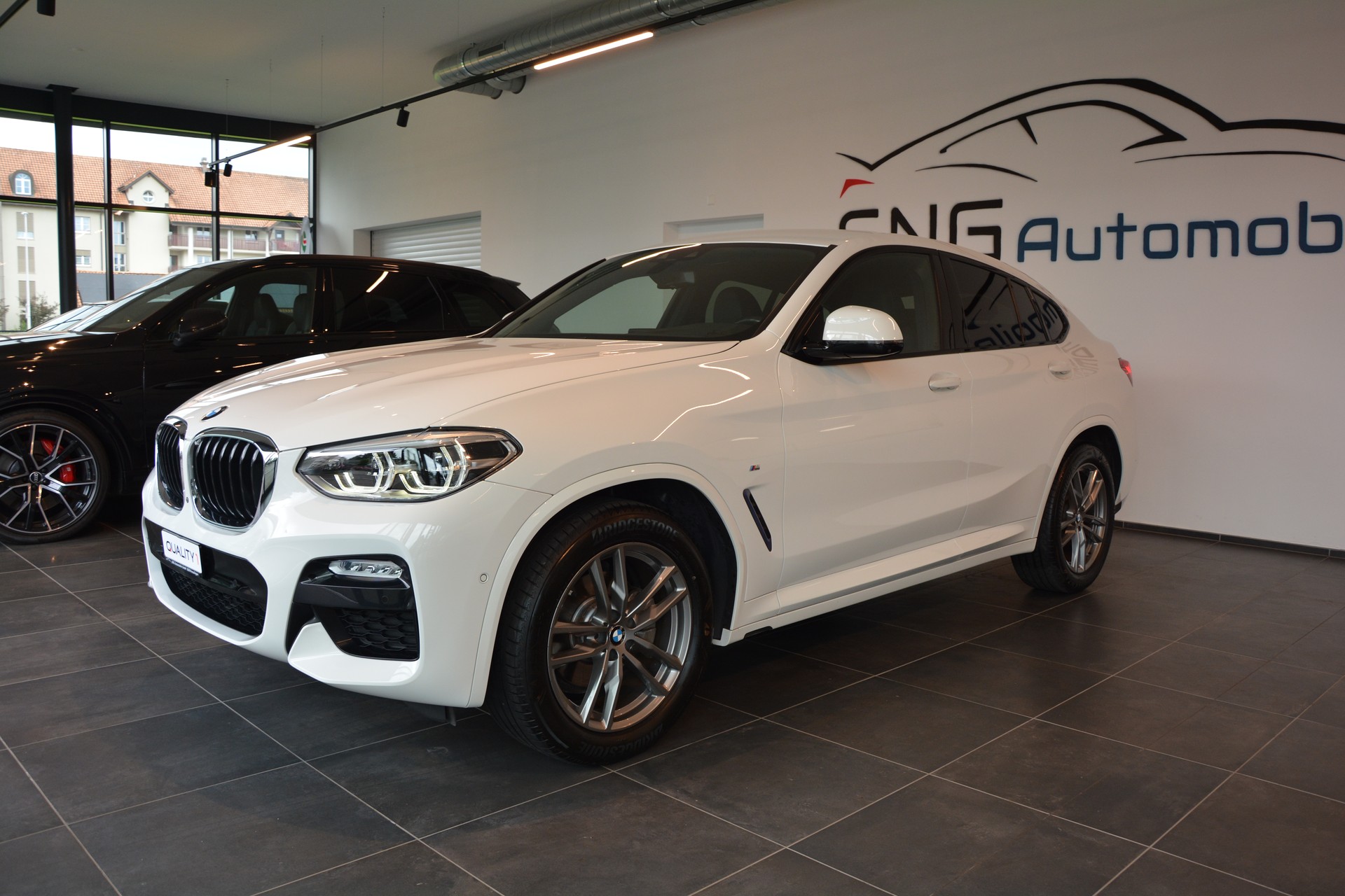 BMW X4 xDrive 20d M Sport Steptronic-showroom-element-1