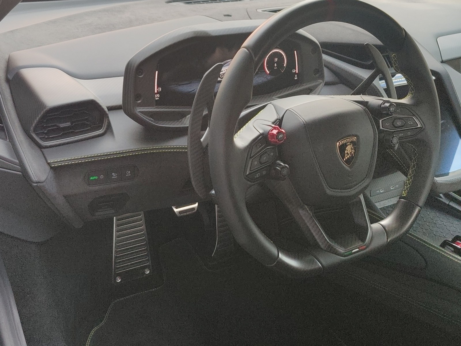 LAMBORGHINI Temerario Coupé 4.0-image-6