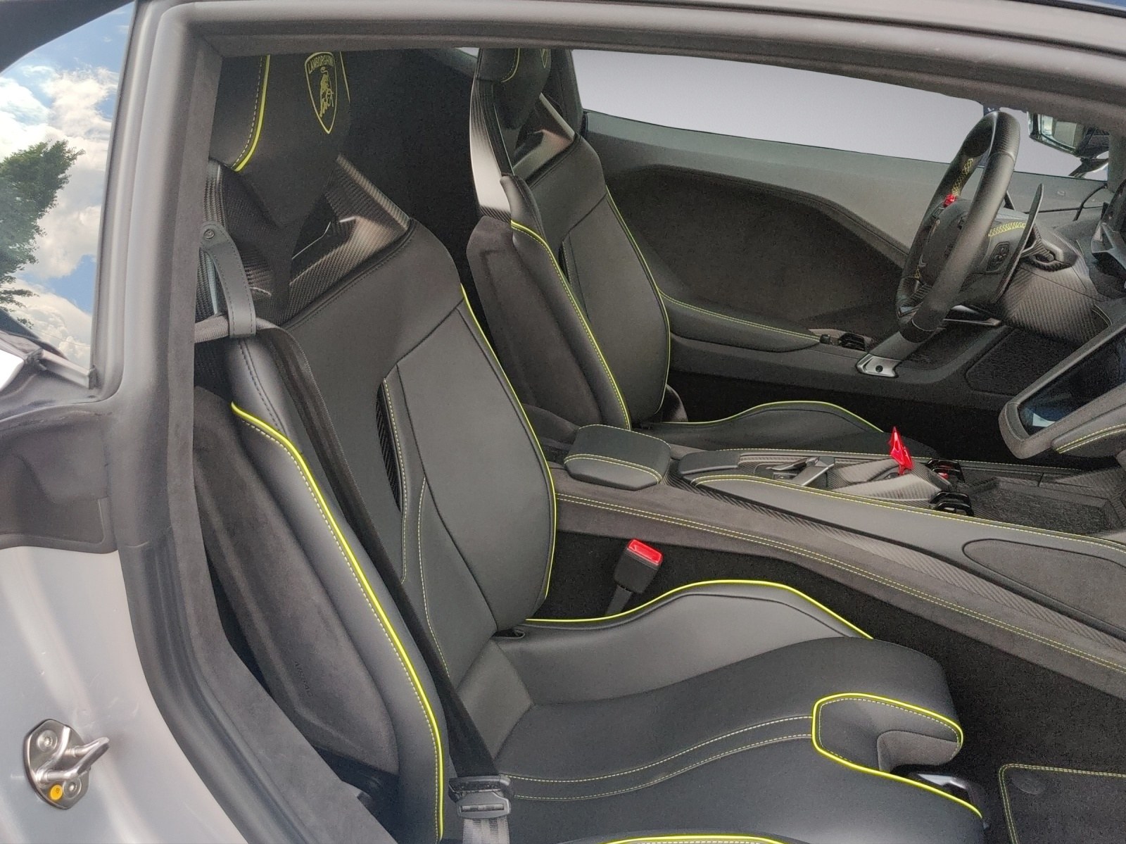 LAMBORGHINI Temerario Coupé 4.0-image-5