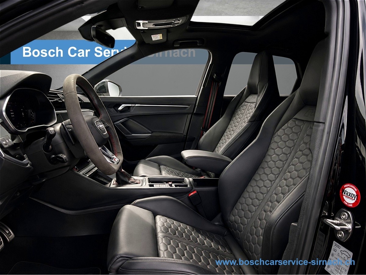 AUDI RS Q3 Sportback quattro S tronic-image-6