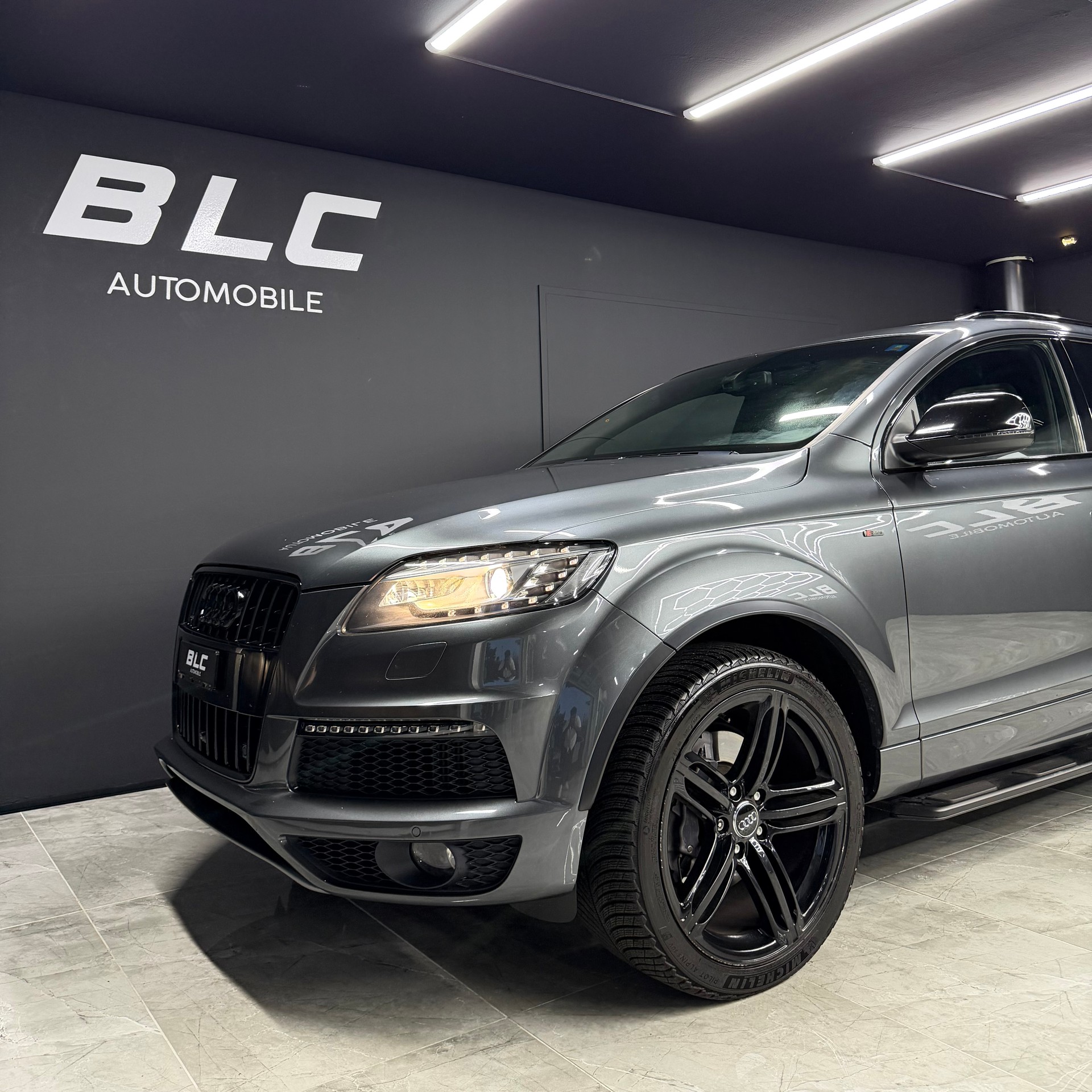 AUDI Q7 3.0 TDI quattro tiptronic-image-1