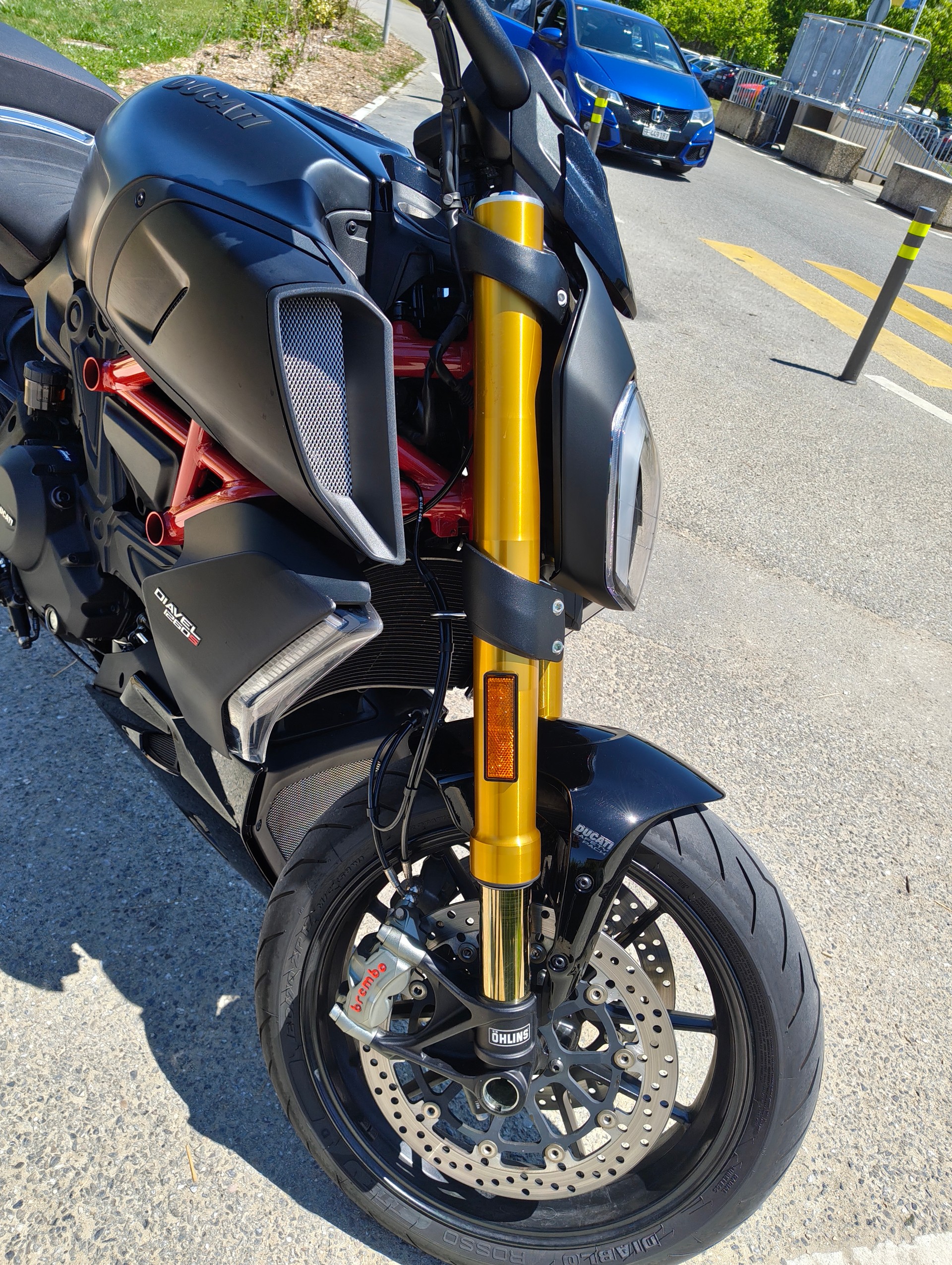 DUCATI Diavel 1260 S-image-2