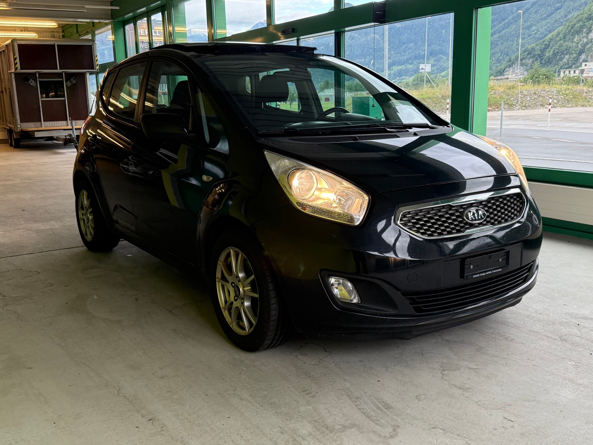 KIA Venga 1.6 CRDi Style-showroom-element-2