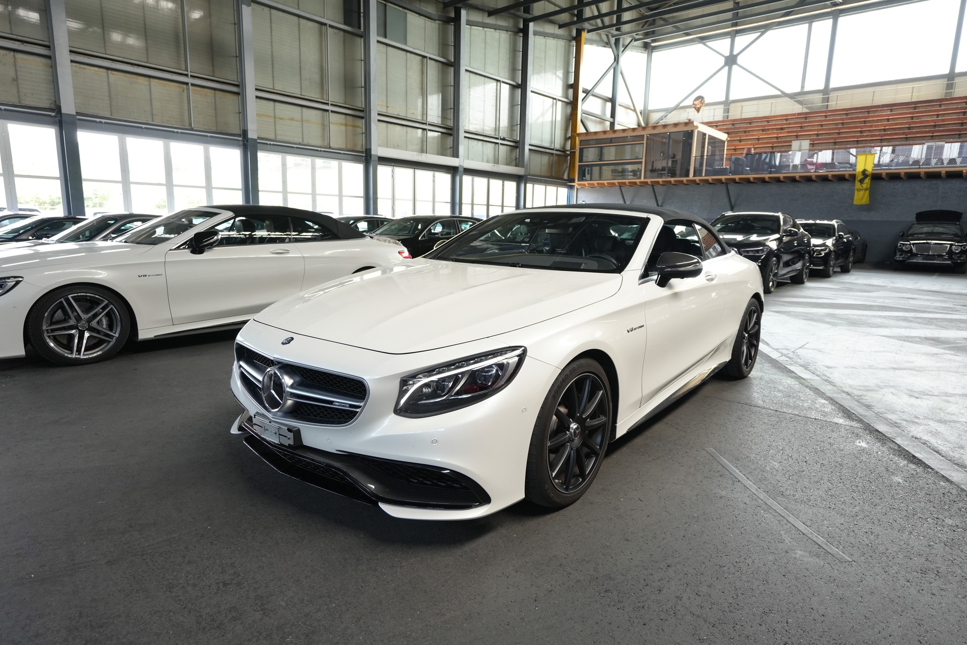 MERCEDES-BENZ S 63 AMG Cabriolet 4Matic Speedshift MCT-showroom-element-1