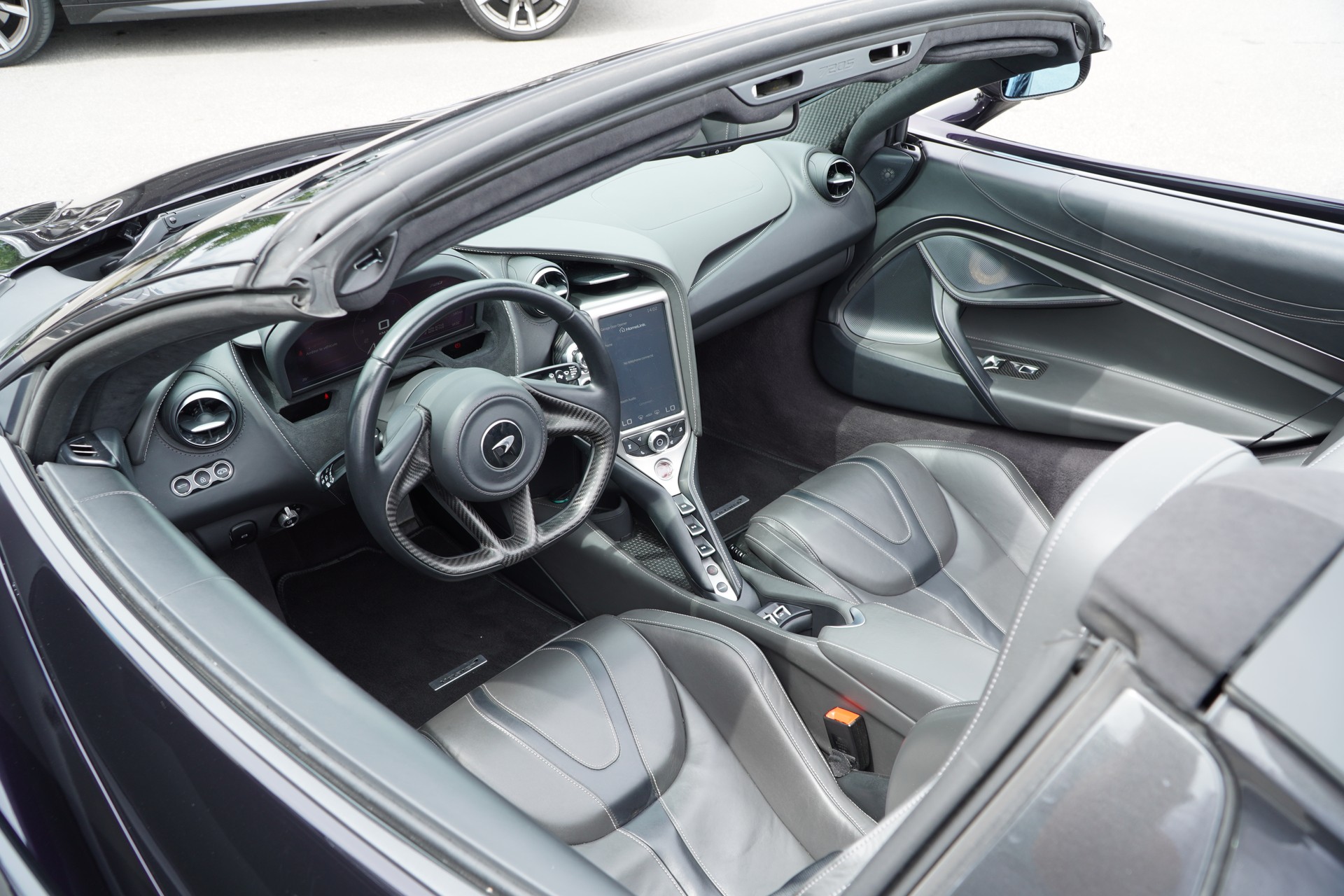 McLAREN 720S Spider 4.0 V8 SSG-image-14