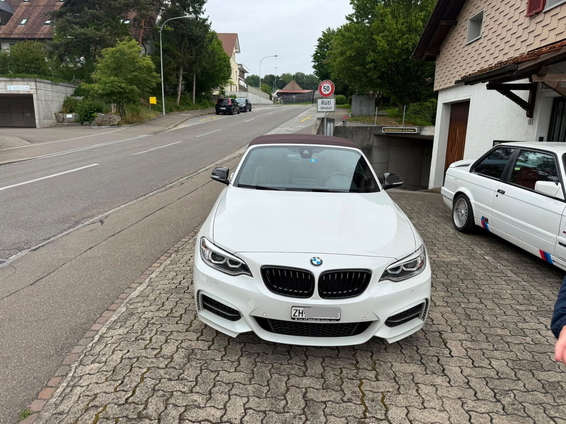 BMW M240i Steptronic-showroom-element-3