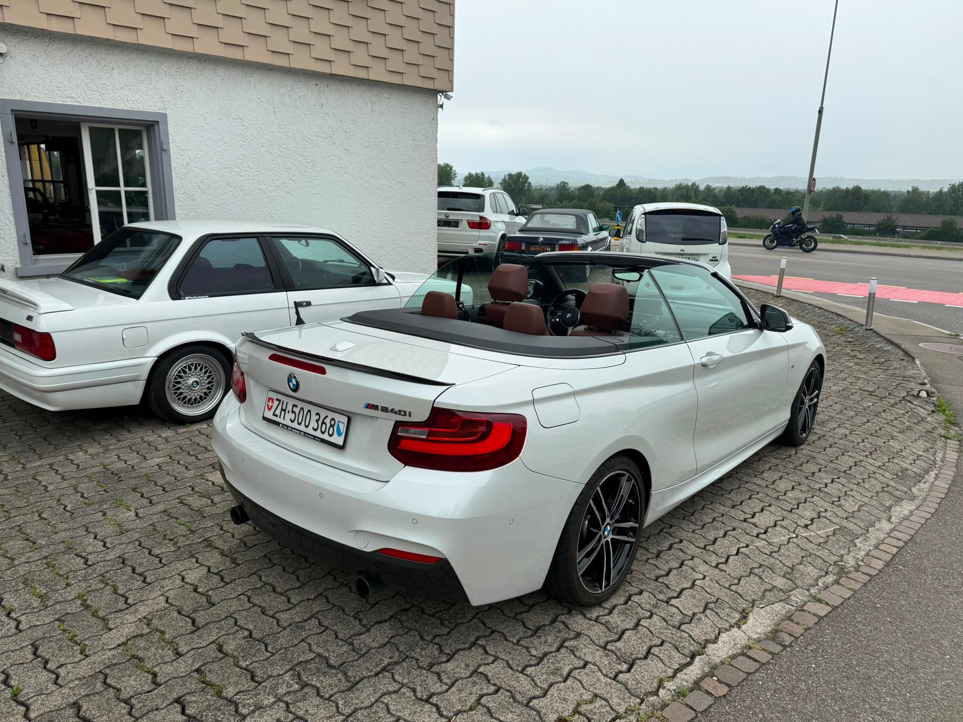 BMW M240i Steptronic-showroom-element-1