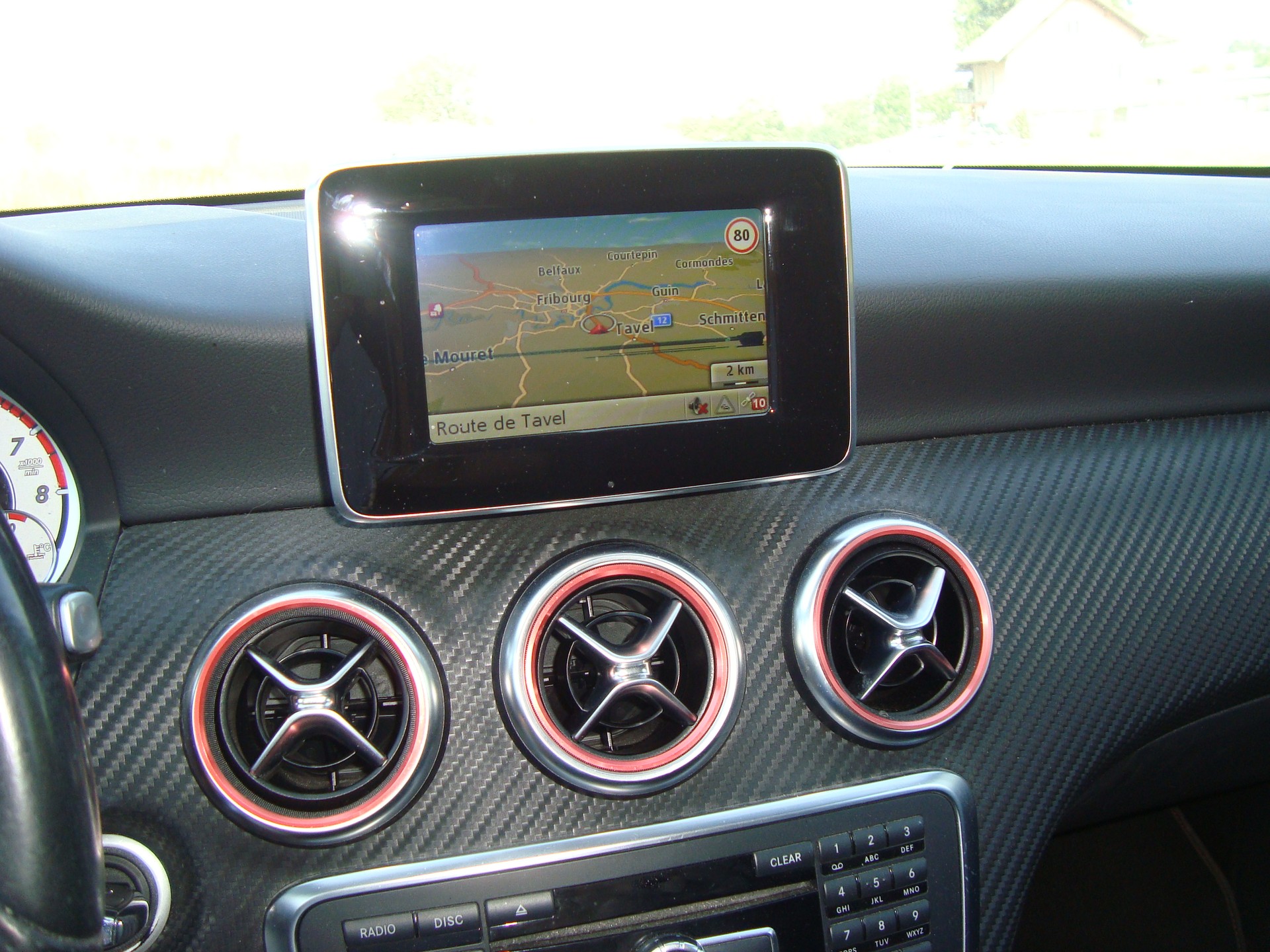 MERCEDES-BENZ A 220 4Matic 7G-DCT-image-9