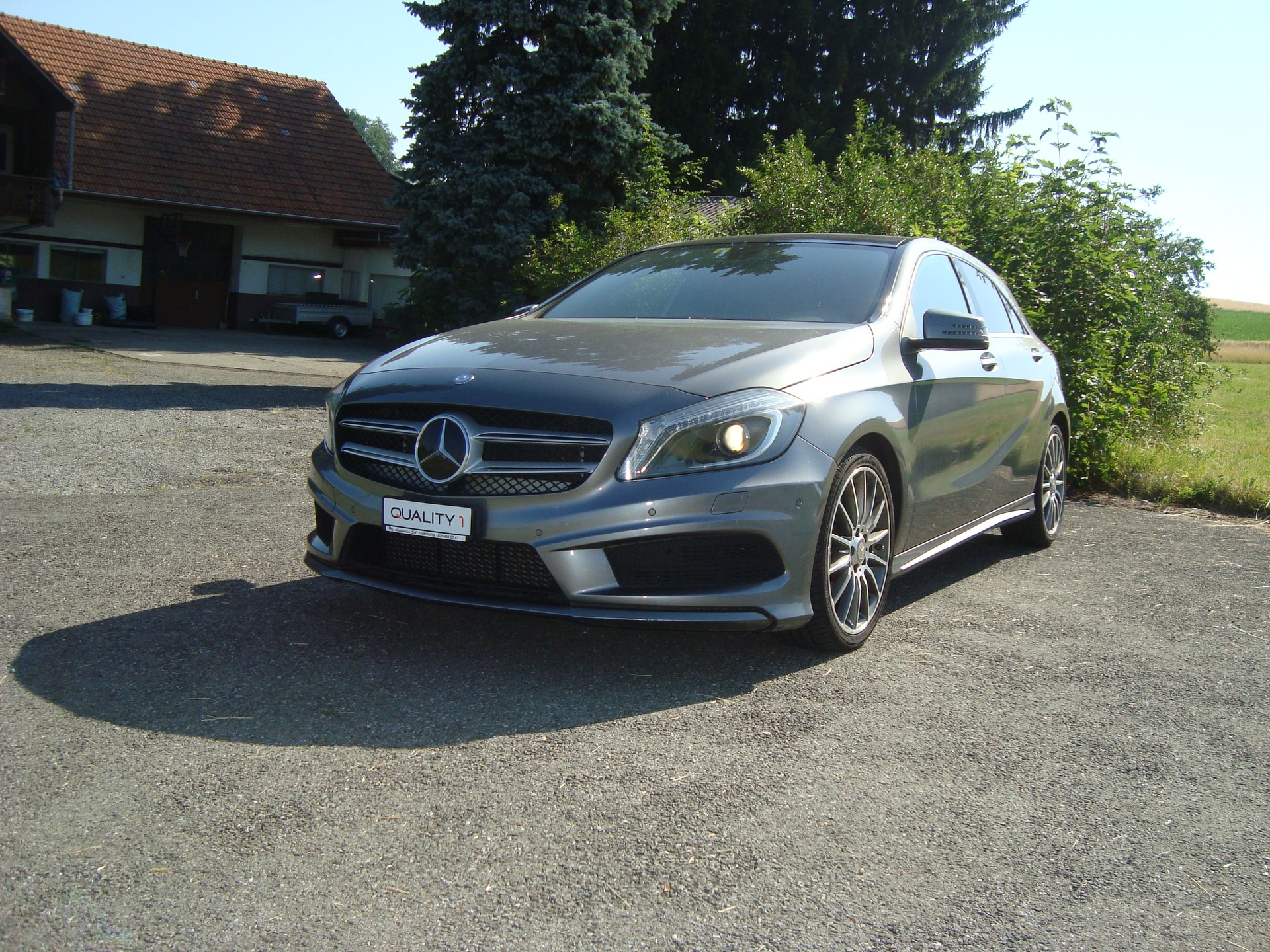 MERCEDES-BENZ A 220 4Matic 7G-DCT