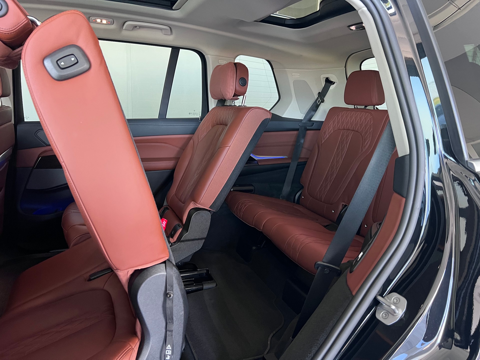 BMW X7 xDrive 48V 40d Steptronic-image-15