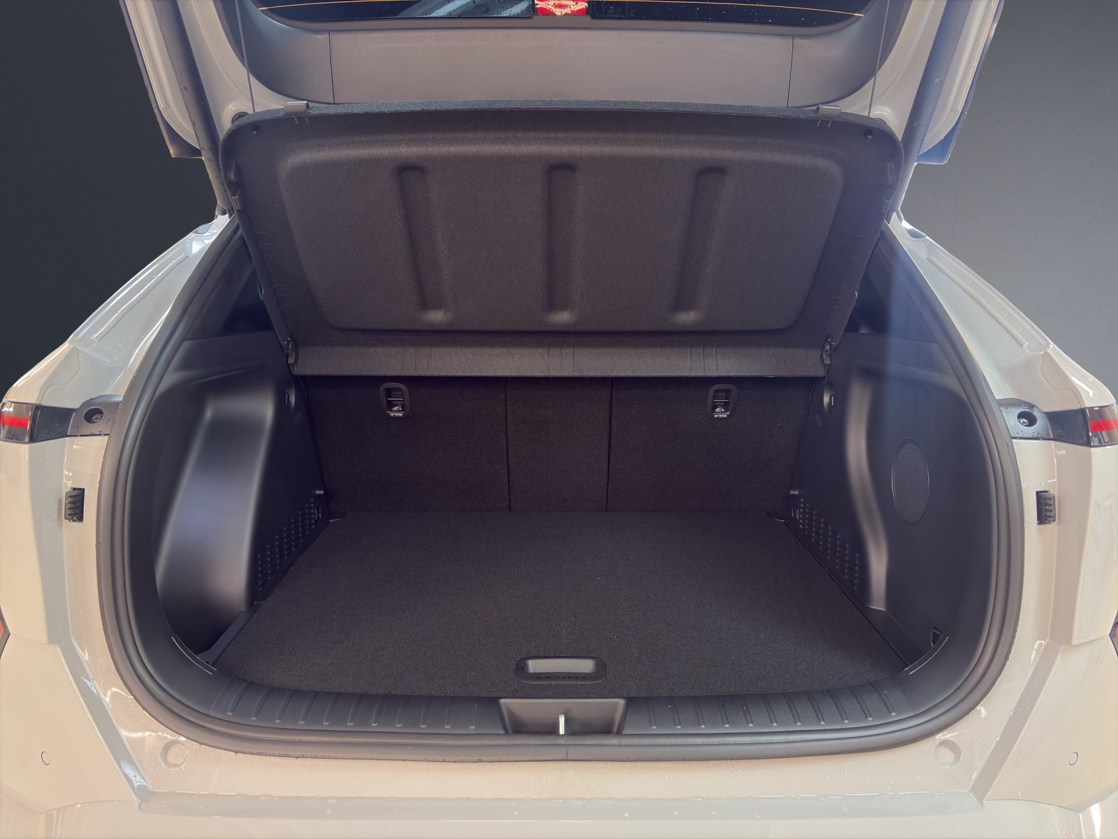 HYUNDAI Kona 1.6 GDi HEV N Line DCT-image-16