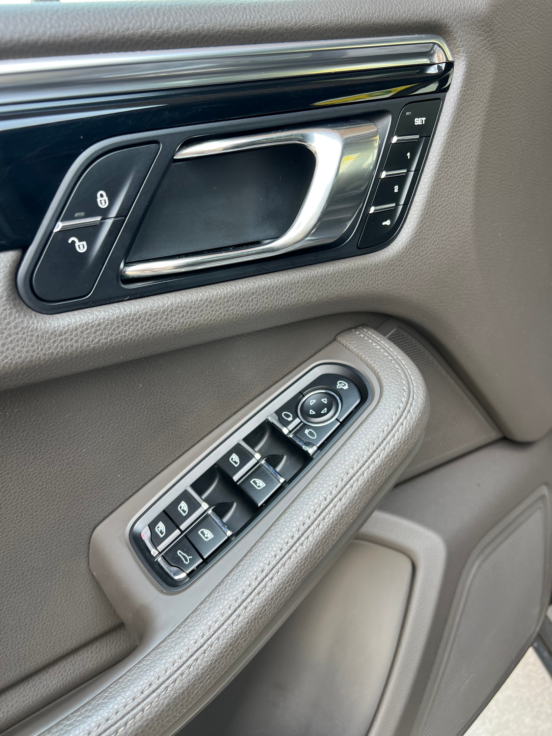 PORSCHE Macan S Diesel PDK-image-12