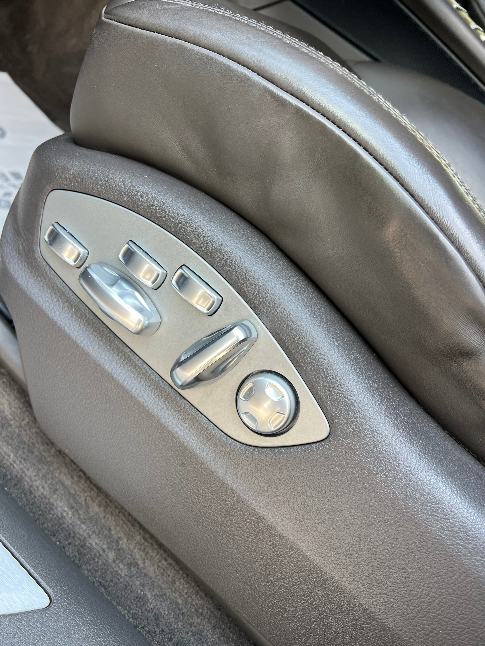 PORSCHE Macan S Diesel PDK-image-13