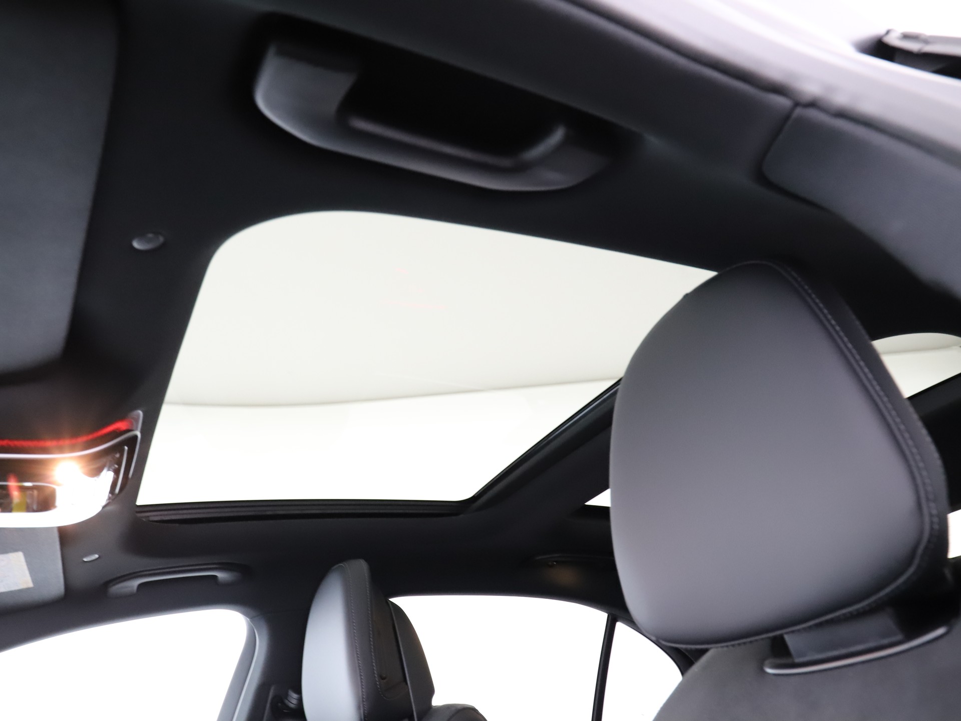 MERCEDES-BENZ C 220 d 4 M Swiss Star-image-11