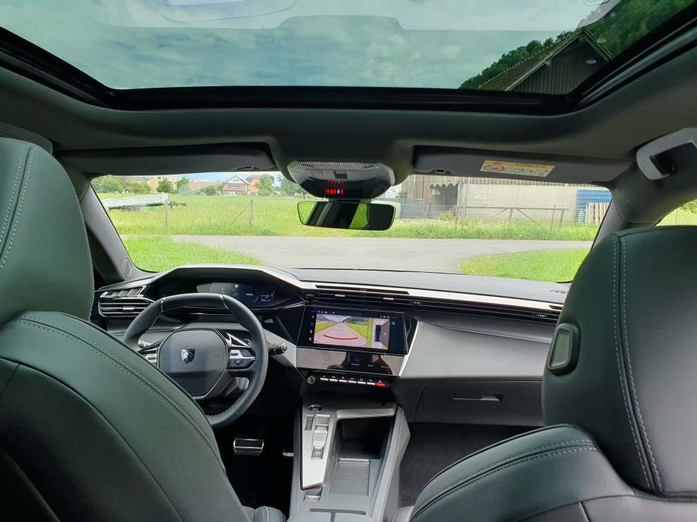 PEUGEOT 308 SW 1.6 Plug in Hybrid 195 GT-image-10