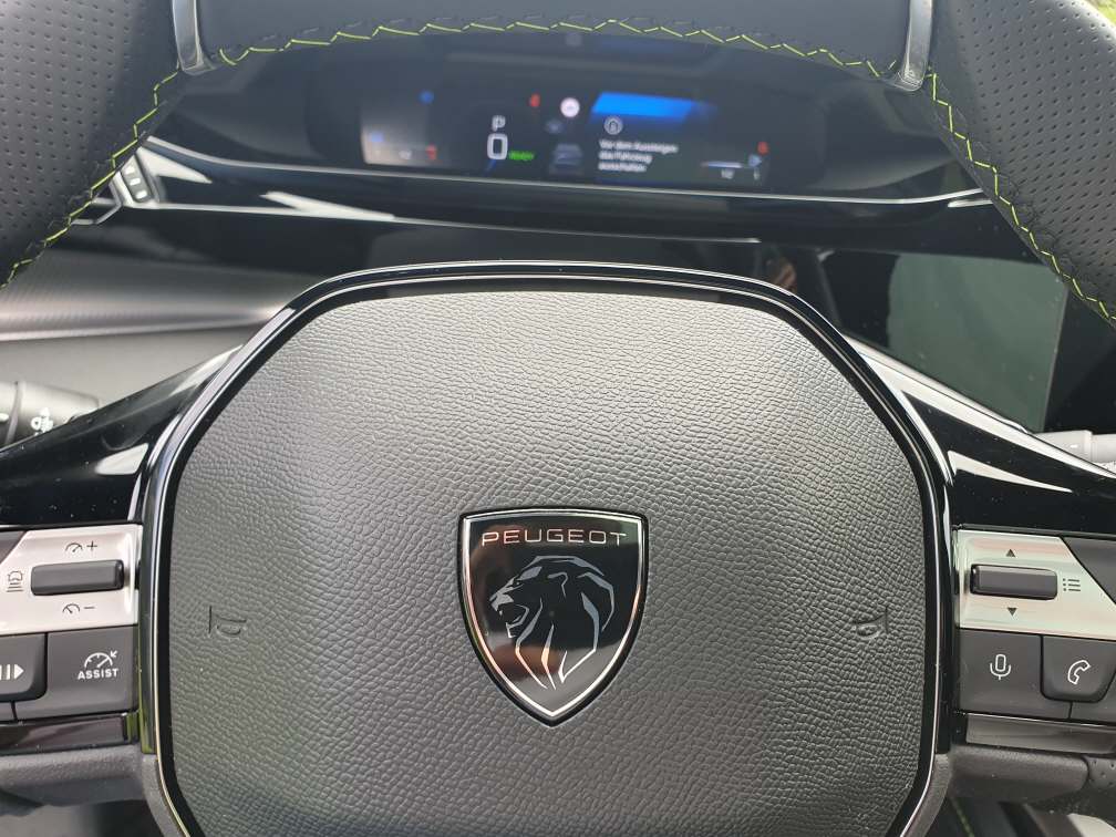 PEUGEOT 308 SW 1.6 Plug in Hybrid 195 GT-image-15