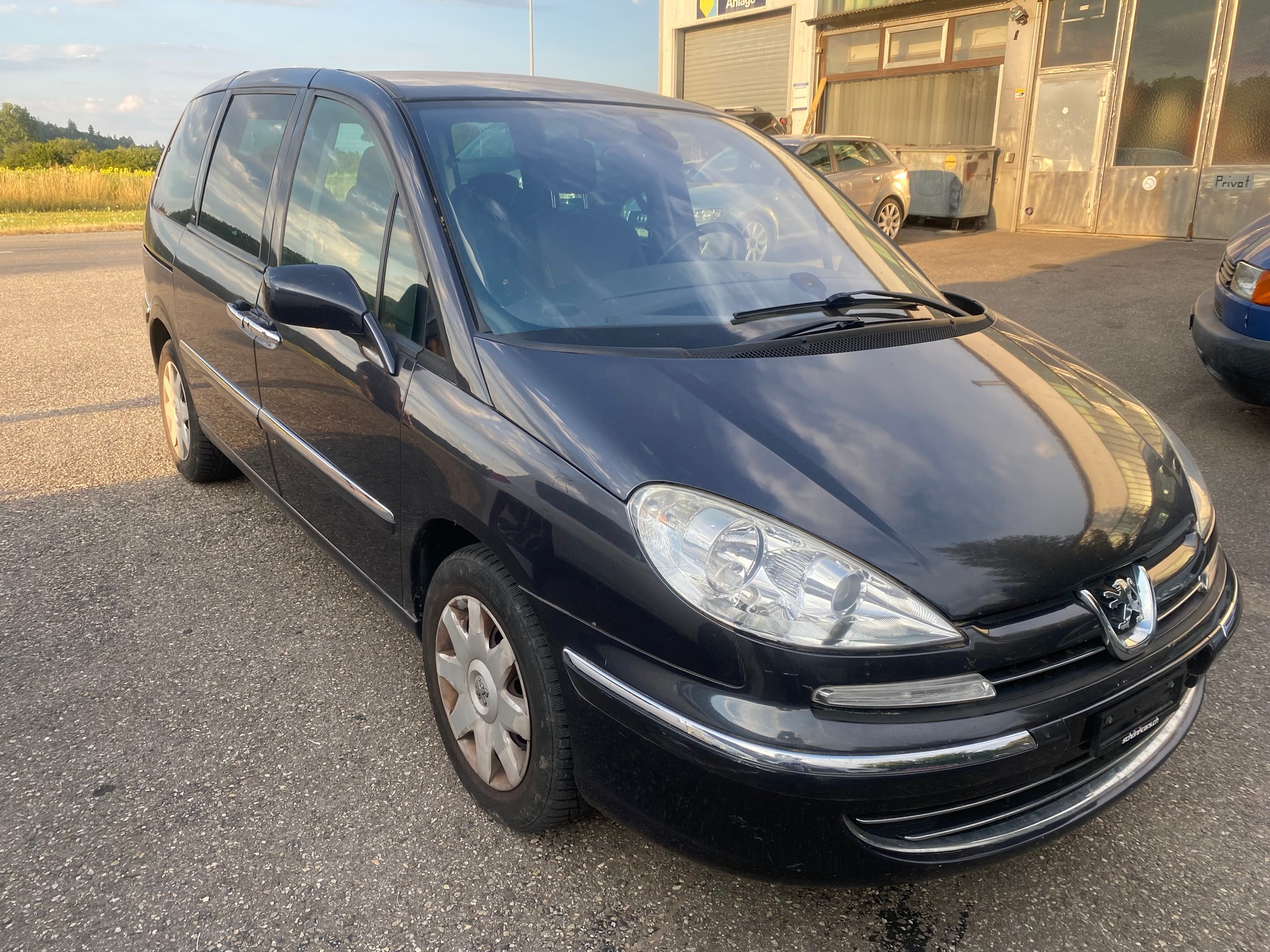 PEUGEOT 807 2.0 16V HDi (SR) Family-image-1