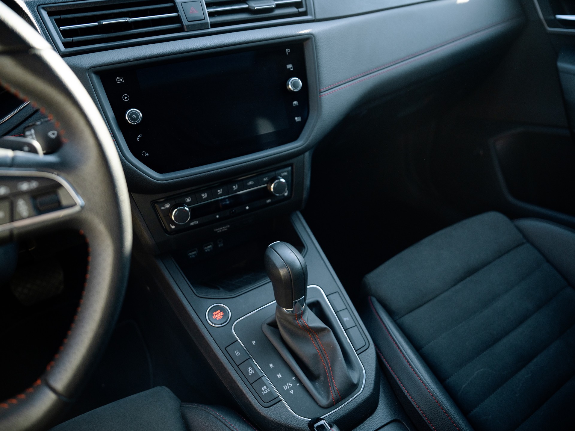SEAT 1.0 TSI 115 Swiss FR DSG-image-12