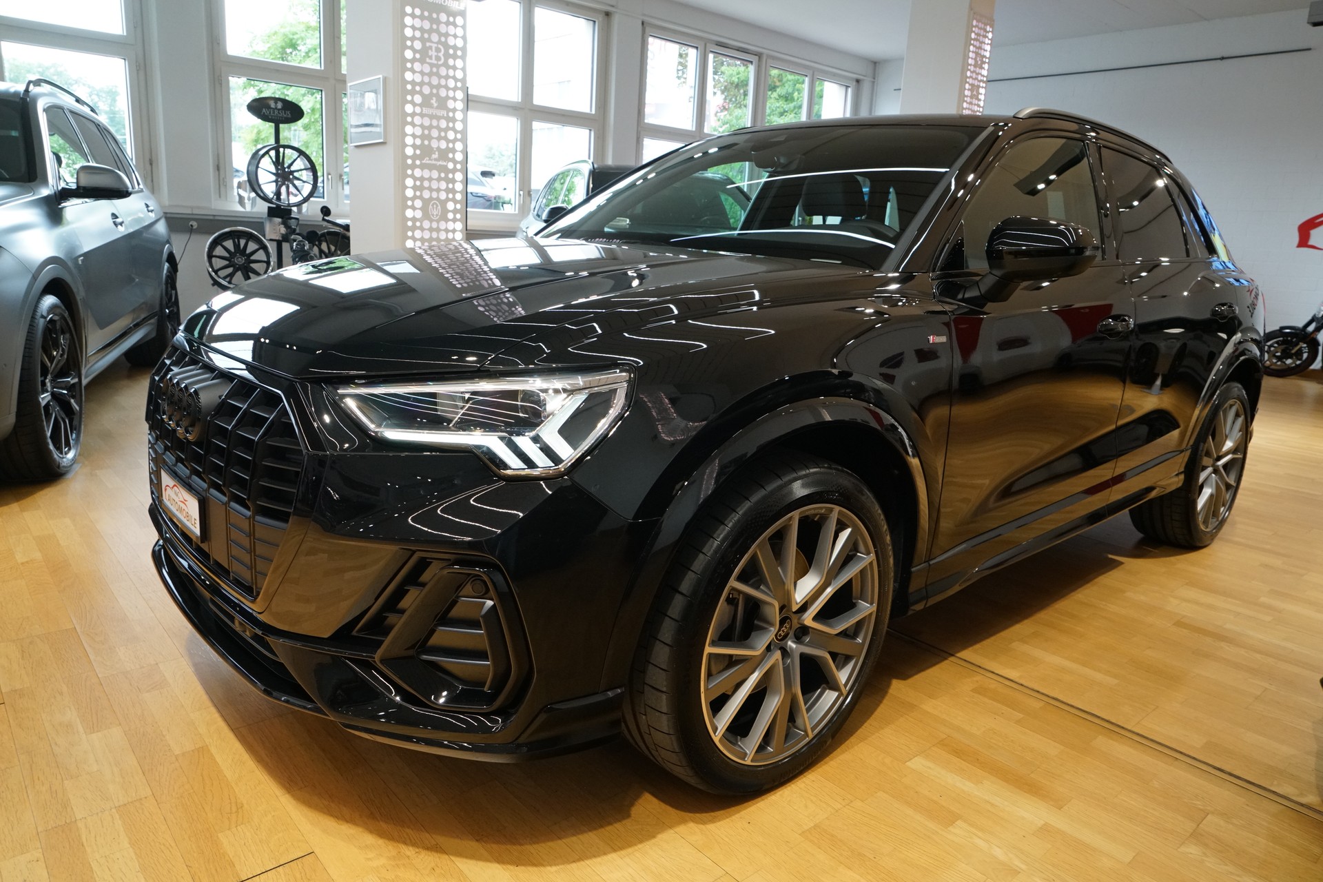 AUDI Q3 40 TDI S line quattro S-tronic