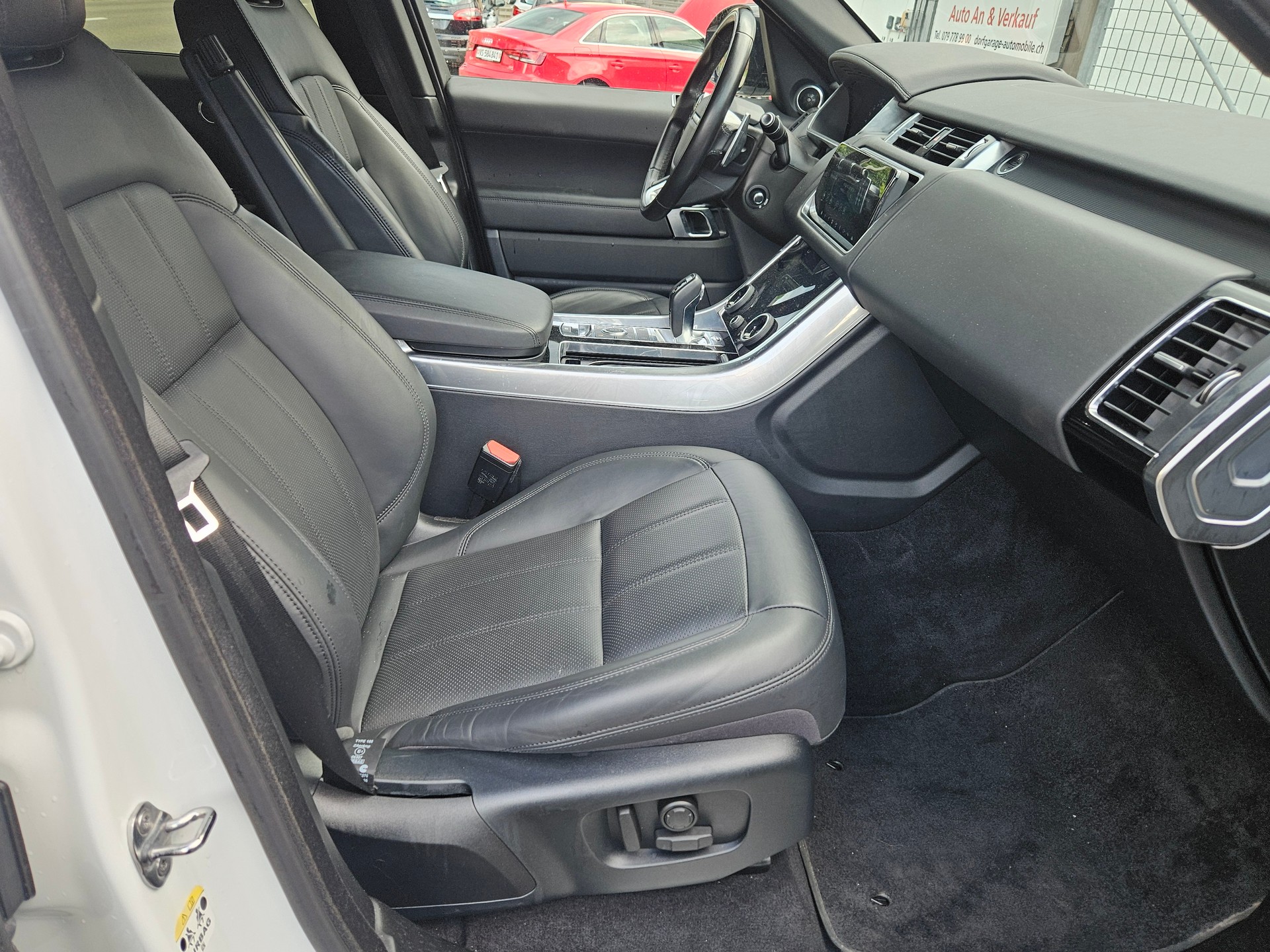 LAND ROVER Range Rover Sport P400e 2.0 I4 PHEV HSE Dynamic Aut.-image-6