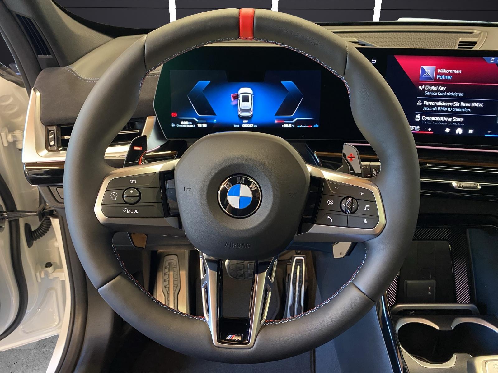 BMW X1 M35i-image-15