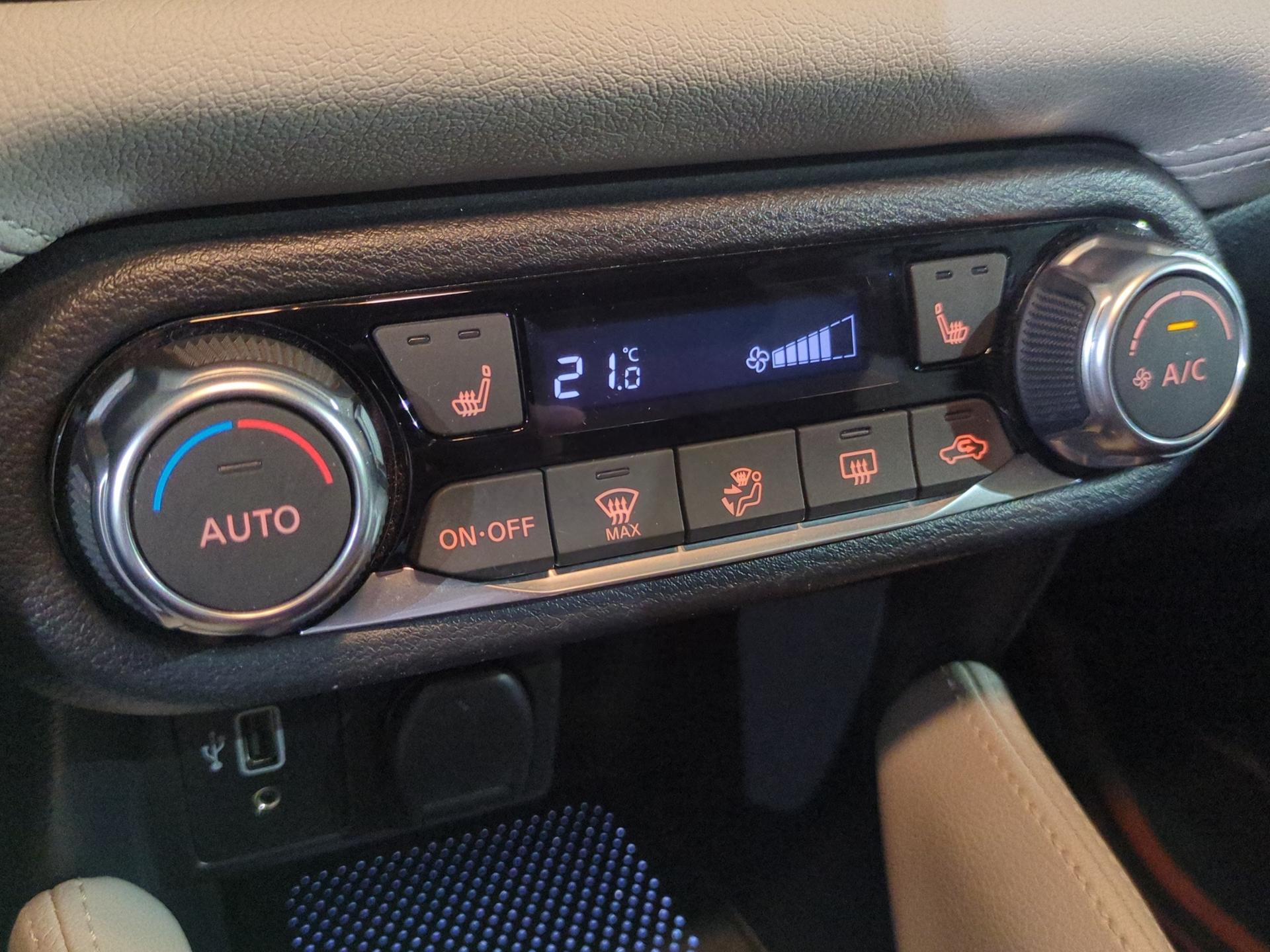 NISSAN Micra IG-T 100 tekna Xtronic-image-22