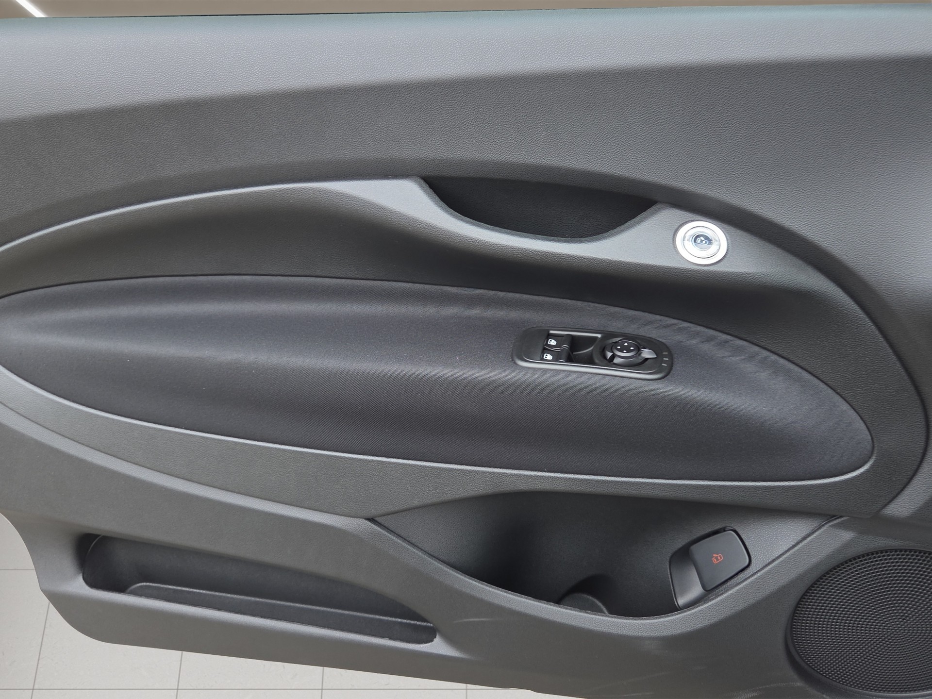 FIAT 500 Cabrio 1.0 Hybrid Dolcevita-image-10