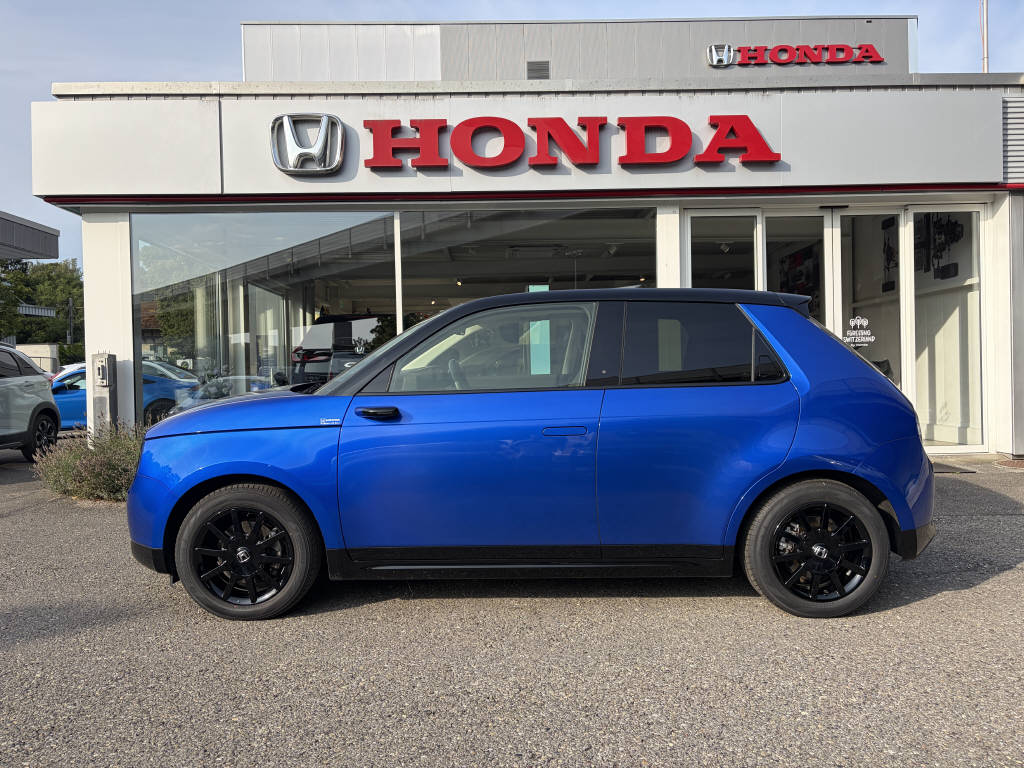HONDA e electric Advance-showroom-element-2