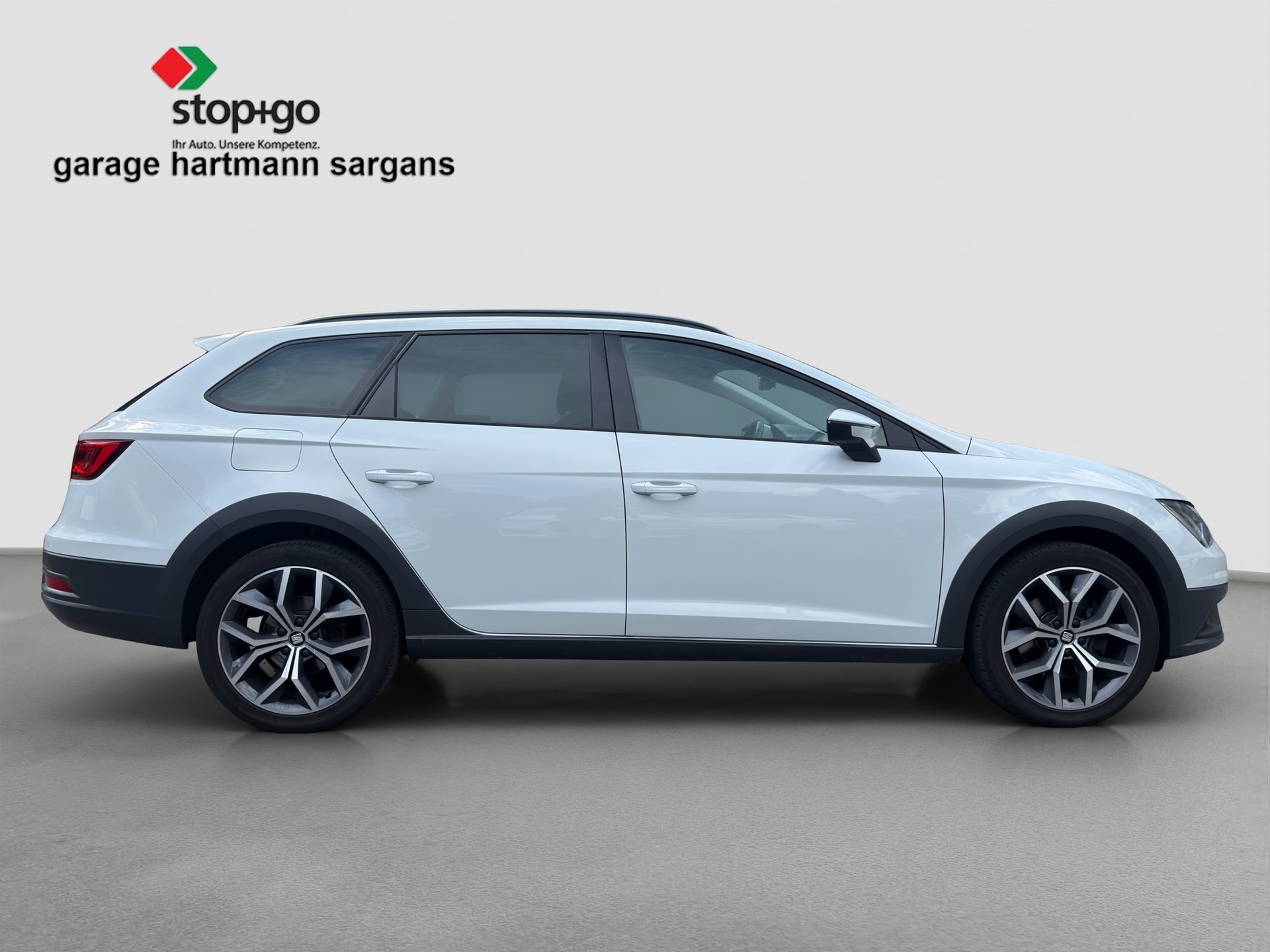 SEAT Leon ST 2.0 TDI CR X-Perience 4Drive DSG-image-3