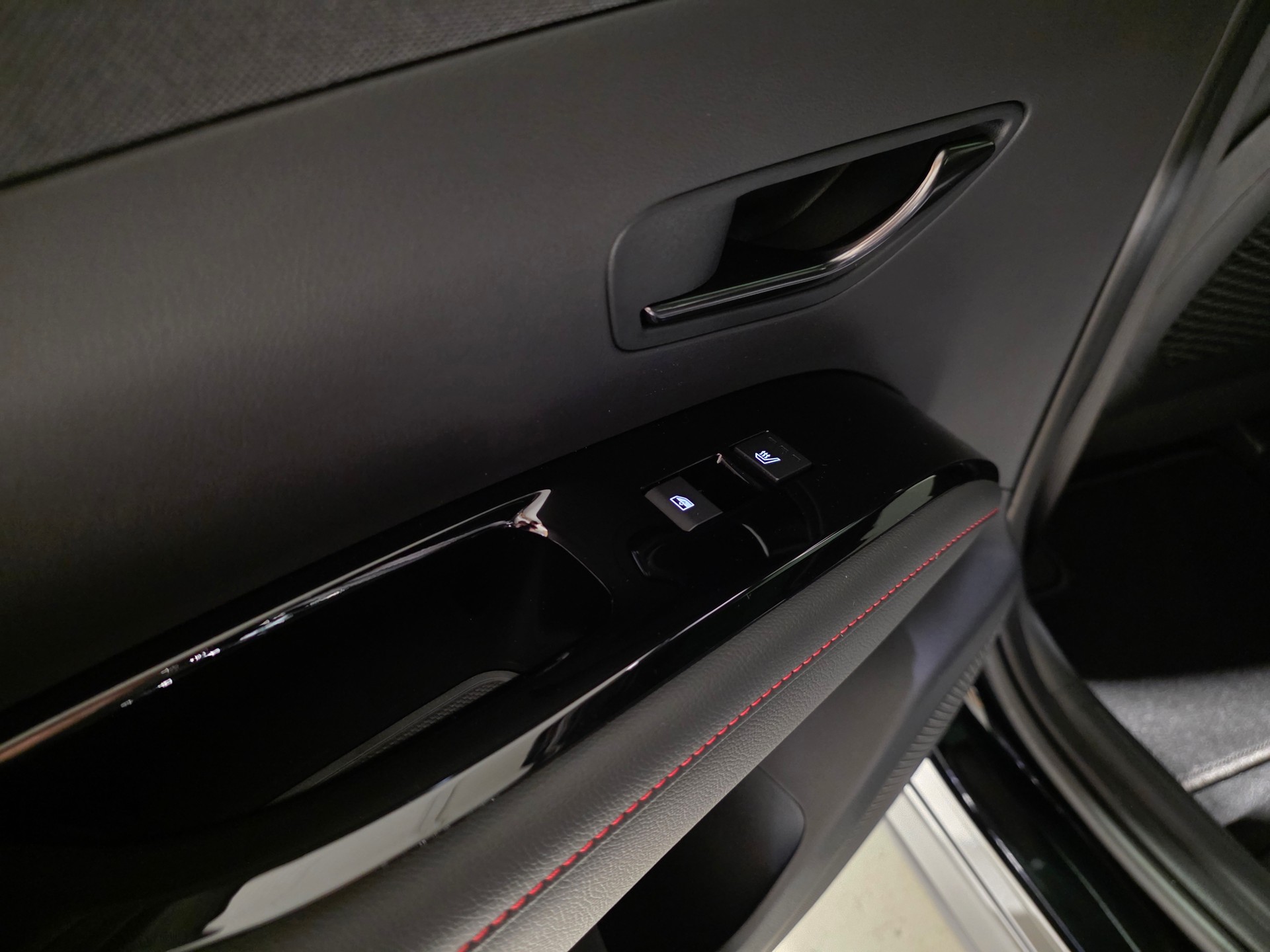 HYUNDAI Tucson 1.6 TGDI PHEV N-Line LUX Pack 4WD-image-13