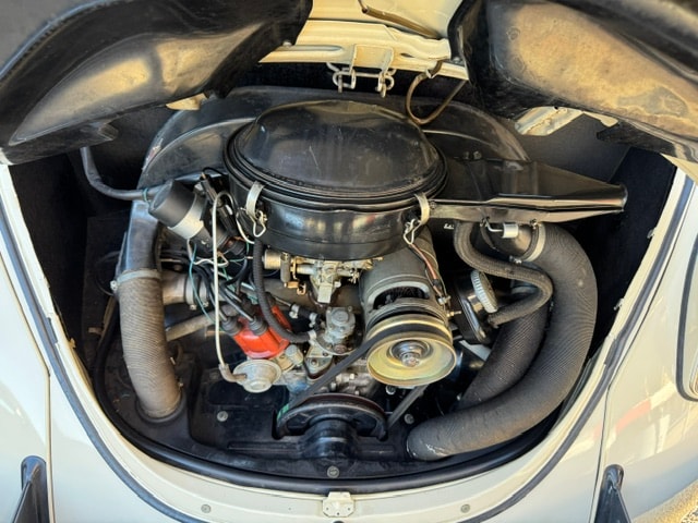 VW 1300-image-12