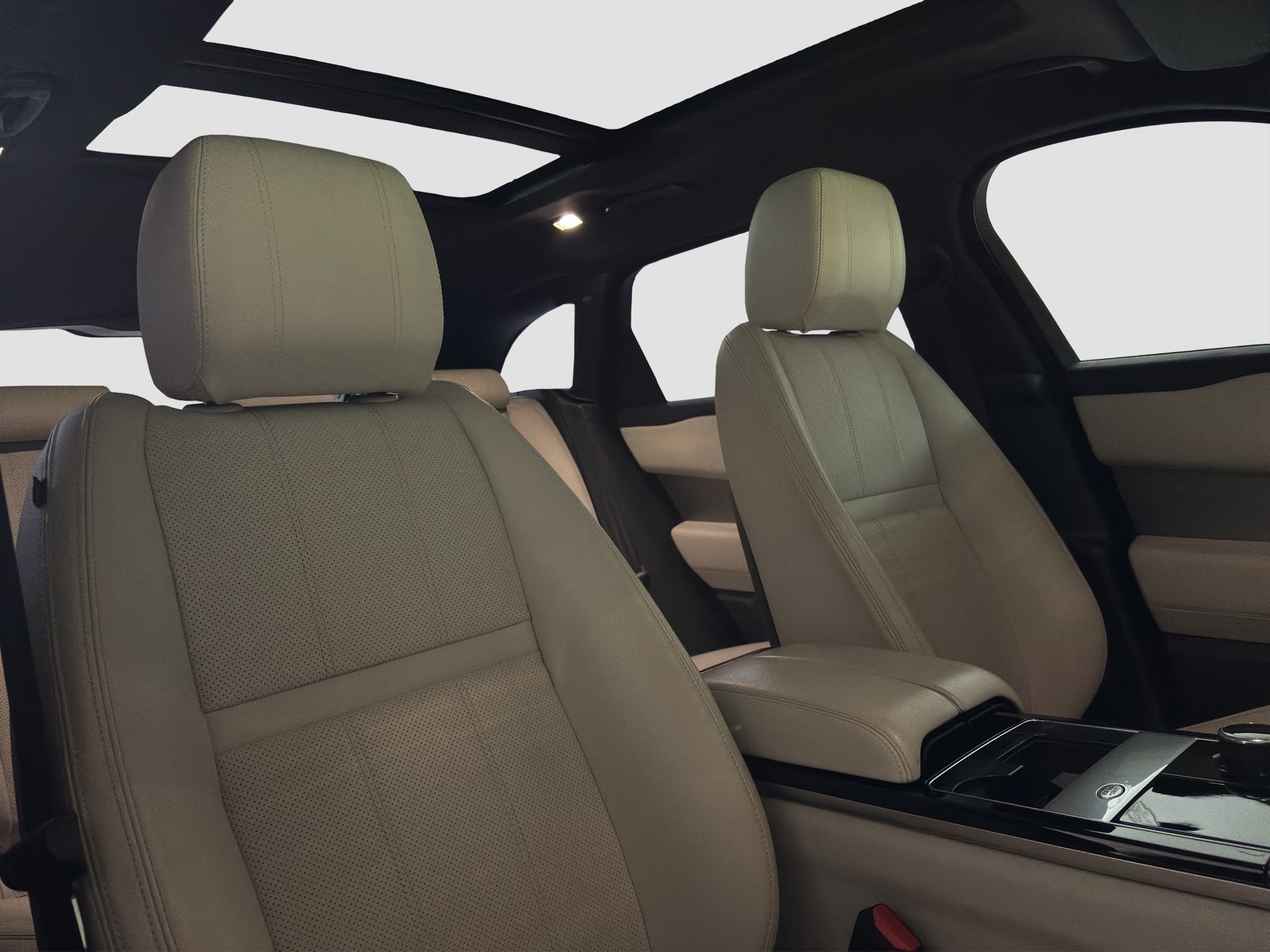 LAND ROVER Range Rover Velar R-Dynamic D 240 SE Automatic-image-14