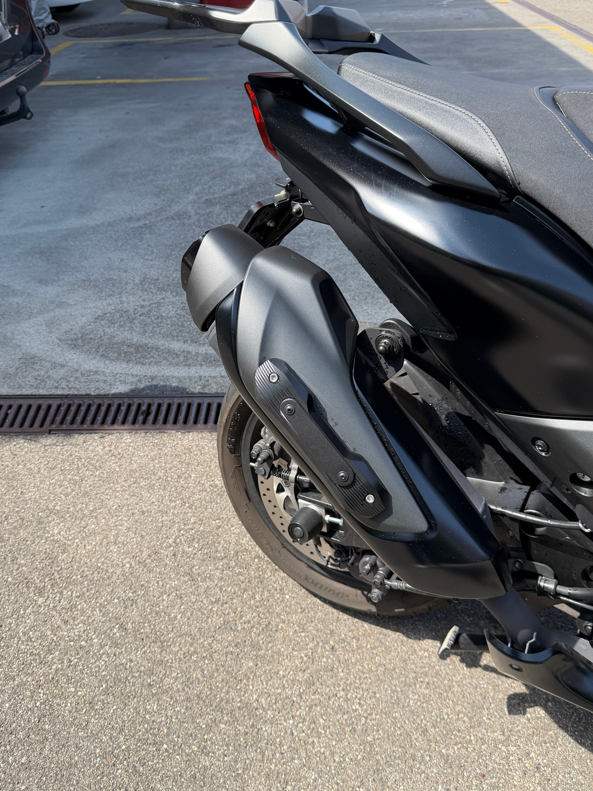 YAMAHA T-MAX Tech-Max XP 560-image-7