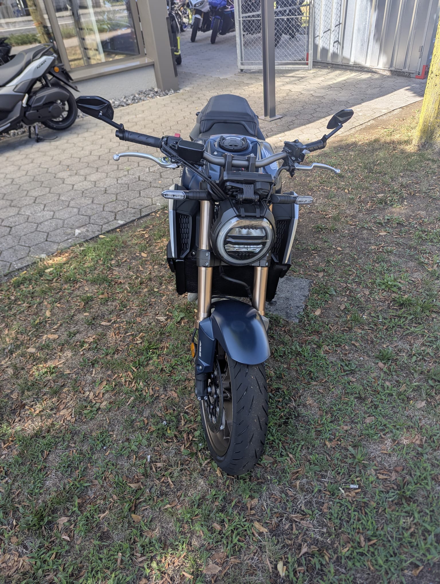HONDA CB 650 R-image-2