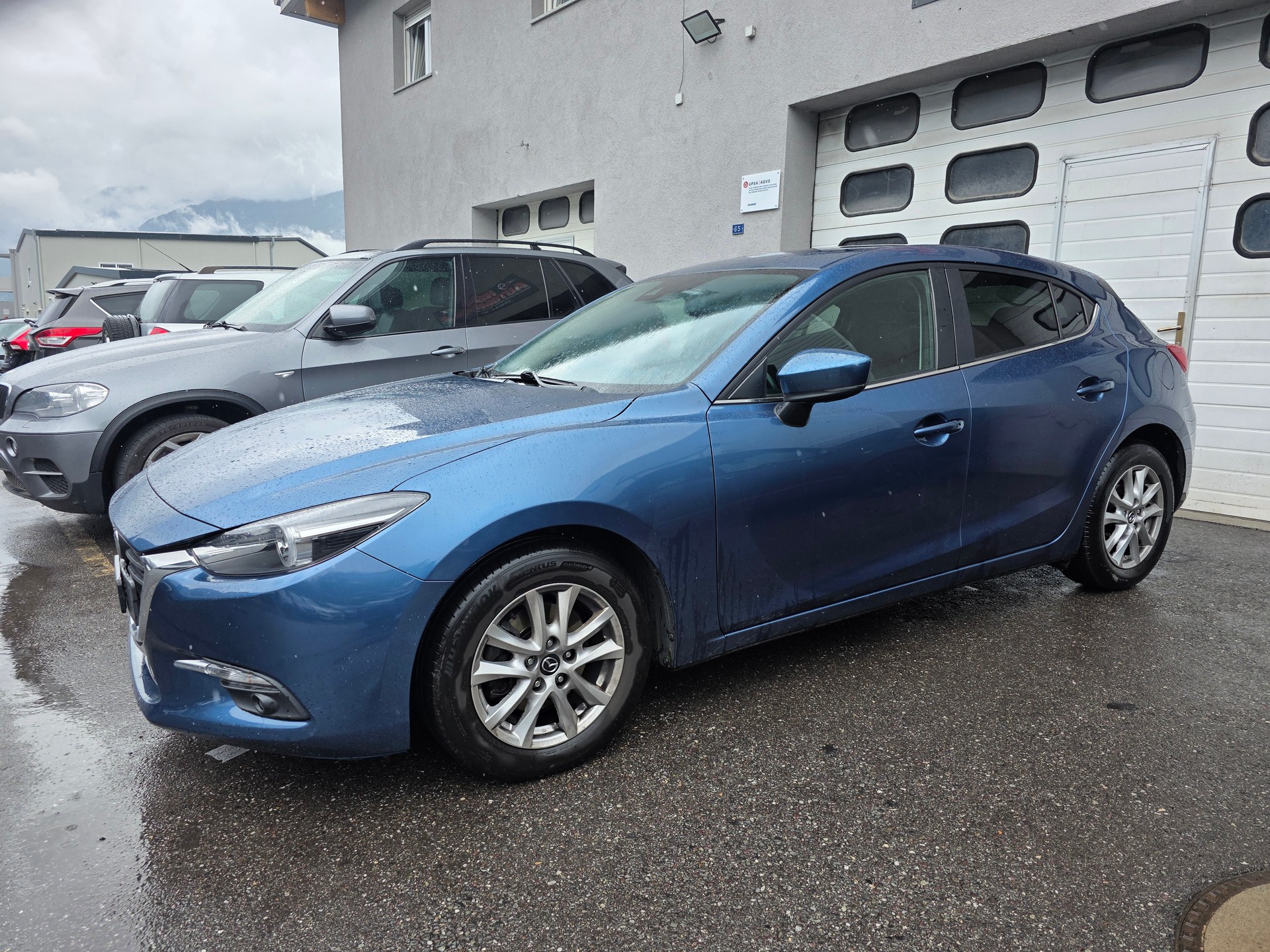 MAZDA 3 SKYACTIV-D 105 Ambition Plus-showroom-element-1