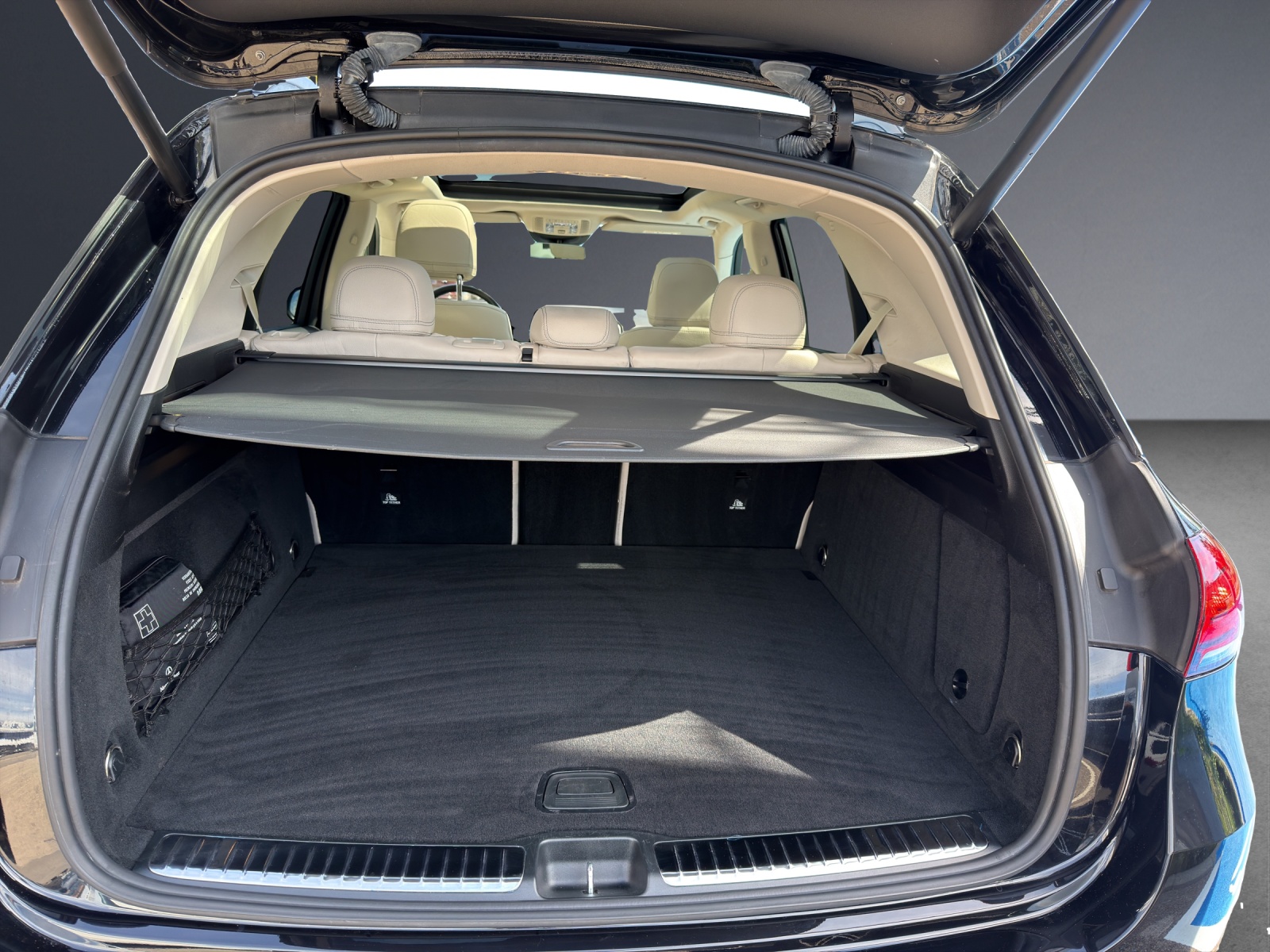 MERCEDES-BENZ GLE 450 4Matic 9G-Tronic-image-10