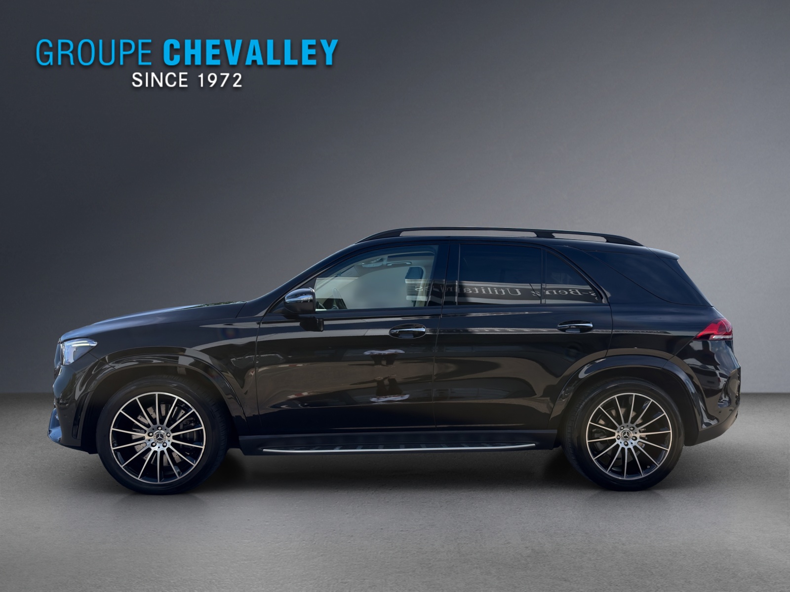 MERCEDES-BENZ GLE 450 4Matic 9G-Tronic-showroom-element-2