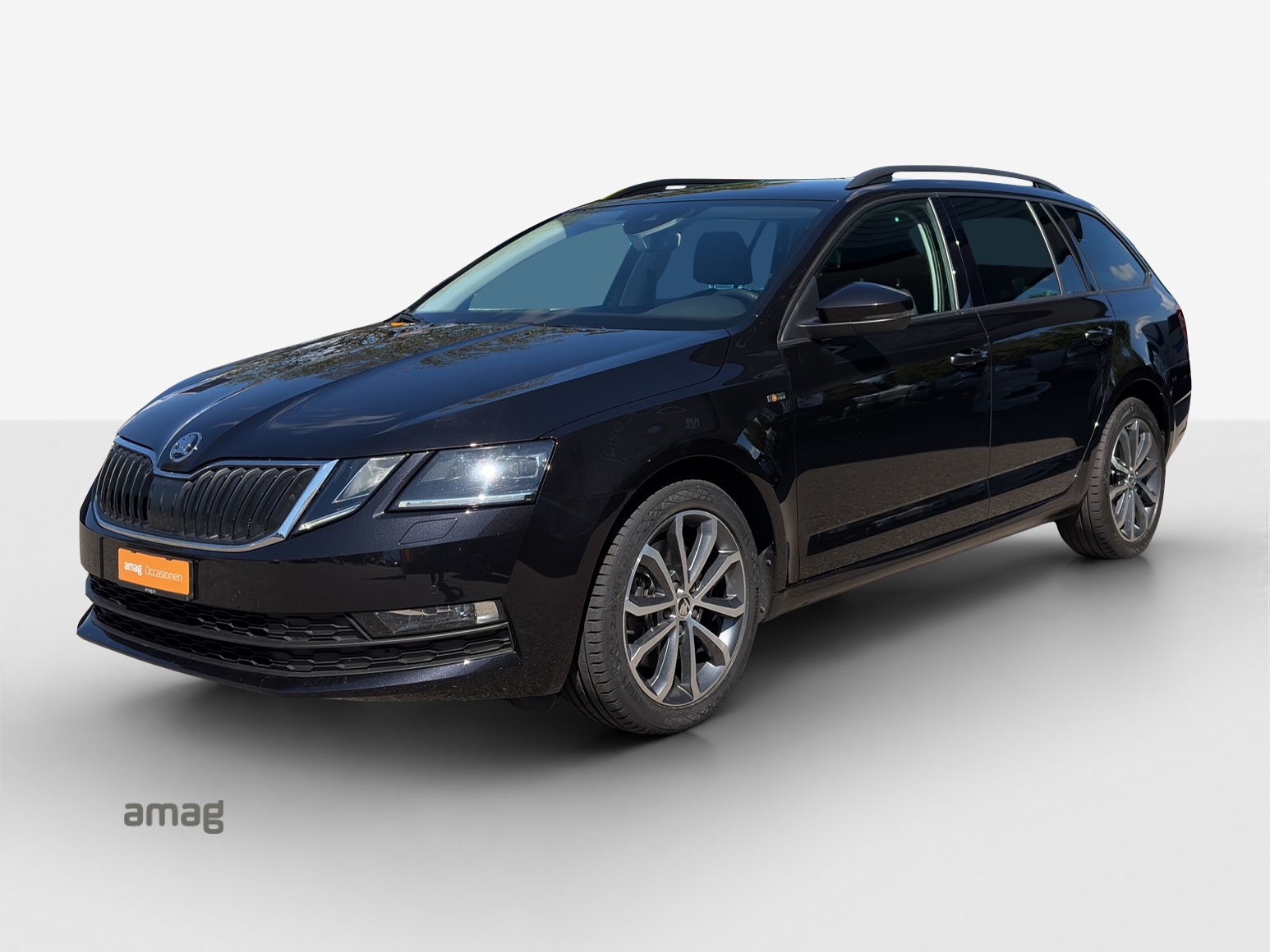 SKODA Octavia Combi 2.0 TSI Soleil 4x4 DSG