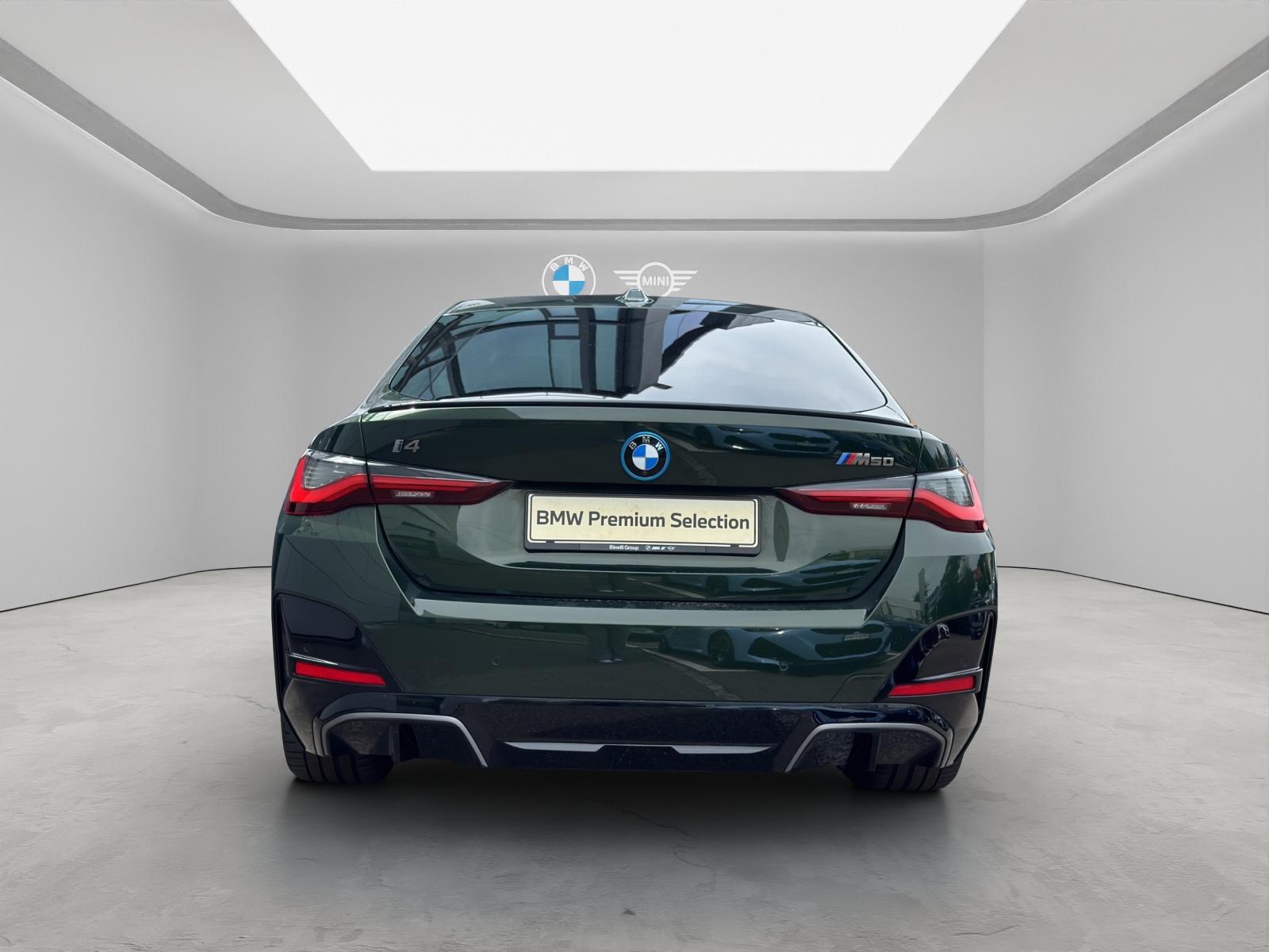 BMW i4 M50-showroom-element-3