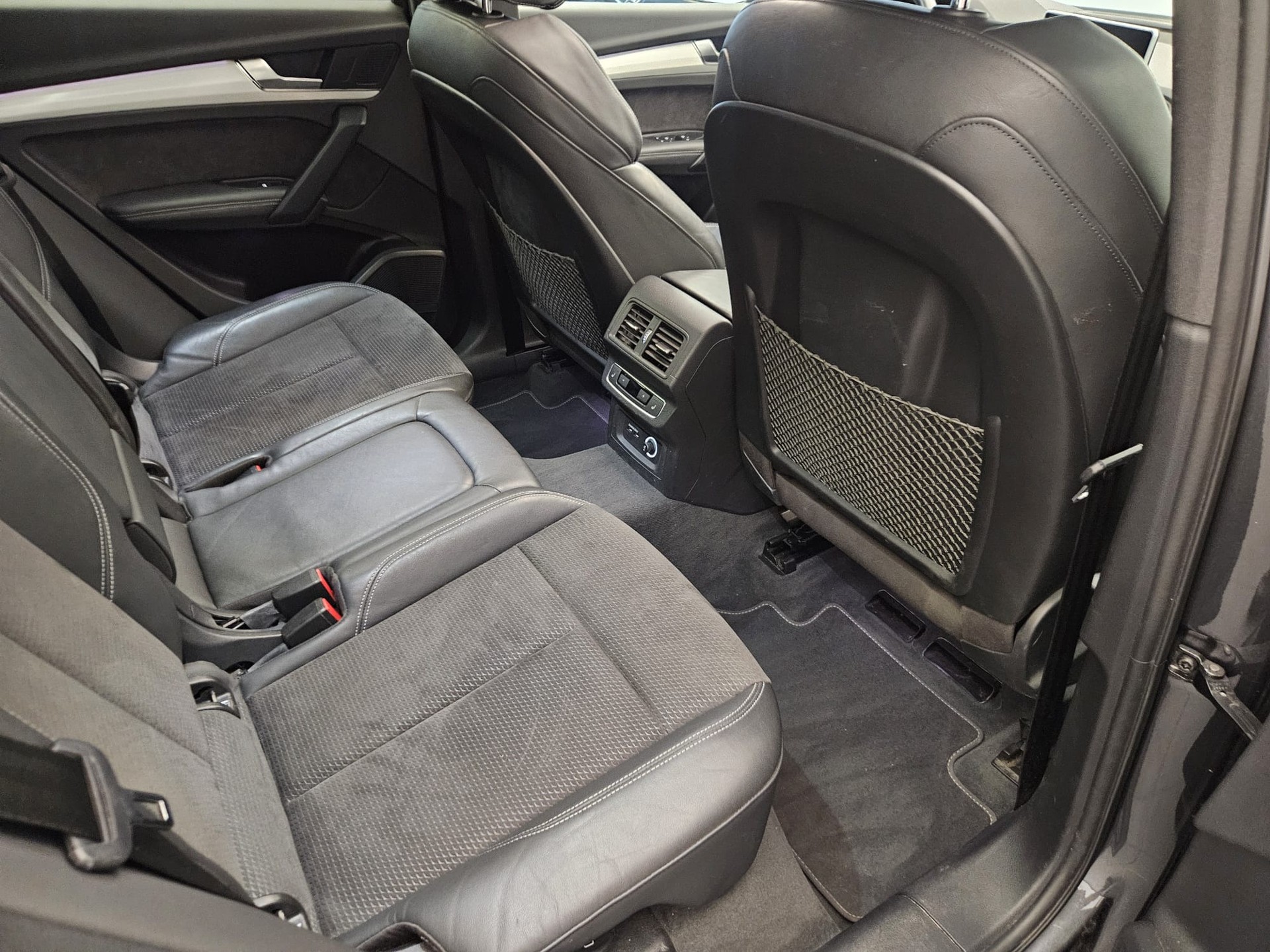 AUDI Q5 55 TFSI e sport quattro-image-13