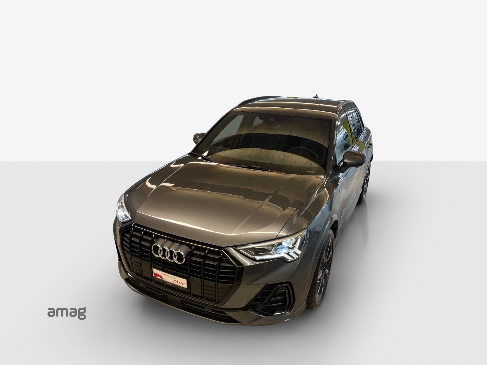 AUDI Q3 35 TFSI S line Attraction S-tronic-image-15