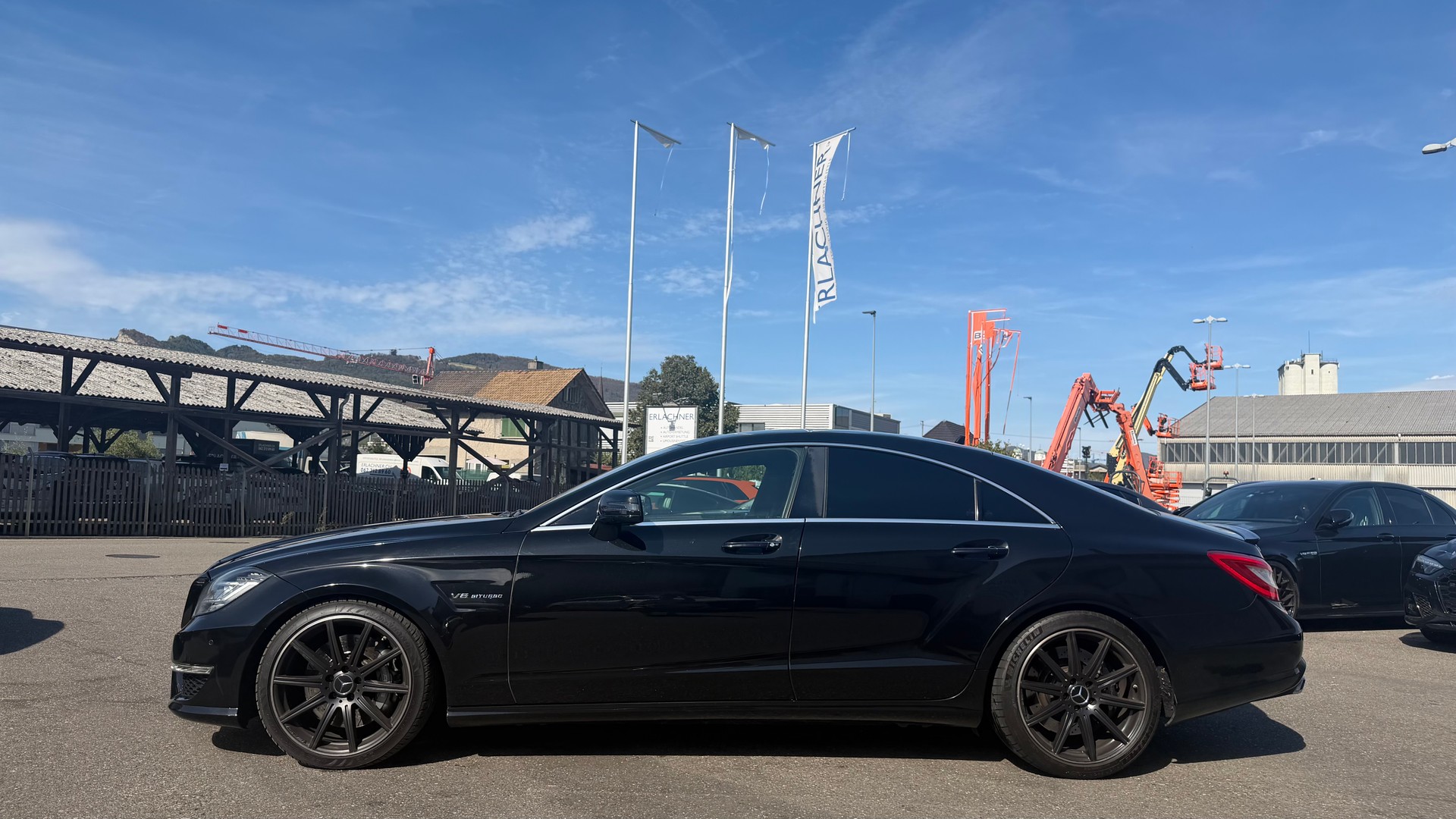 MERCEDES-BENZ CLS 63 AMG Speedshift MCT-showroom-element-2