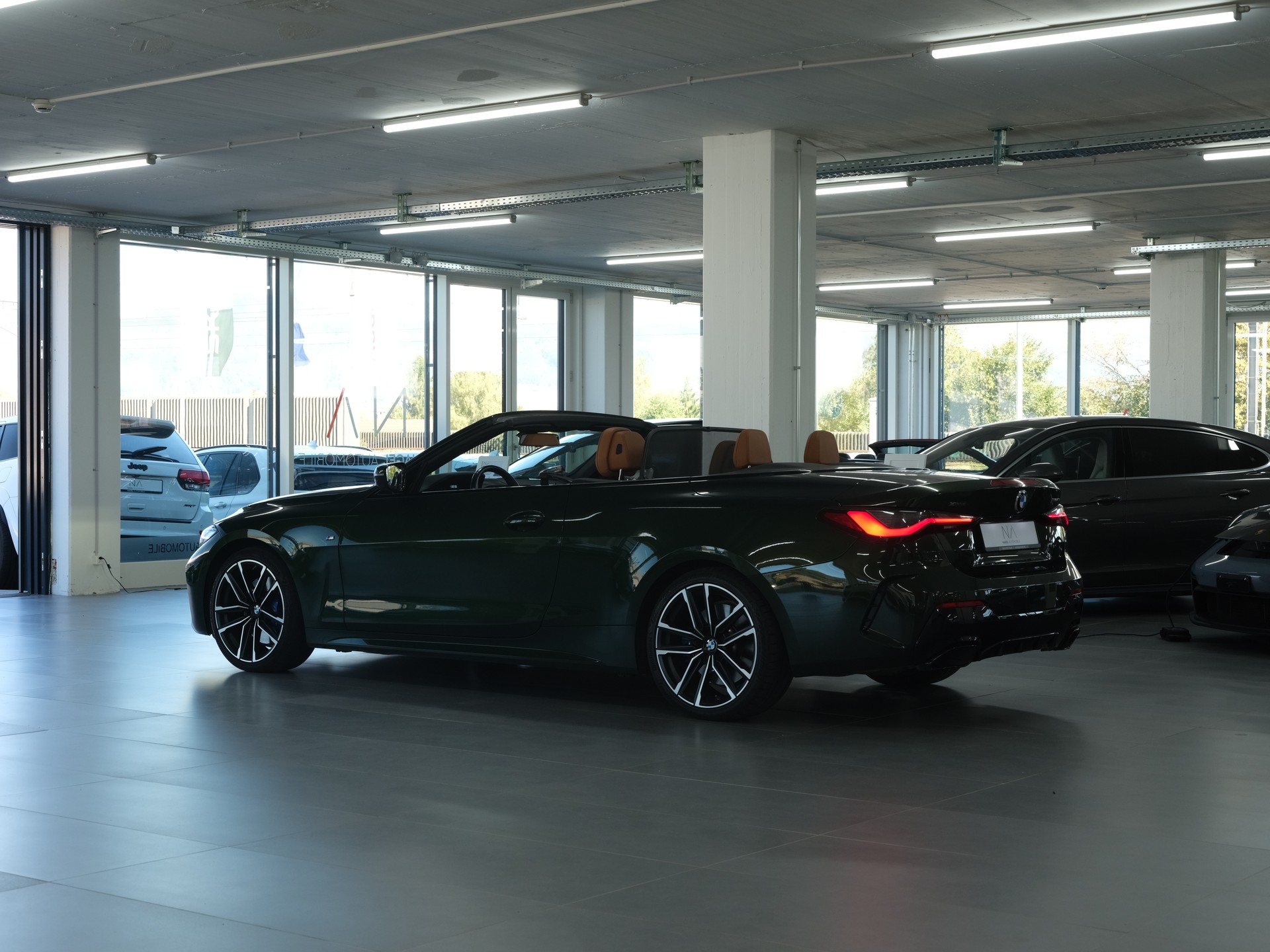 BMW M440i xDrive 48V Cabriolet Steptronic *Sportabgassanlage* *360 Kamera* *Sonderlackierung*-image-19