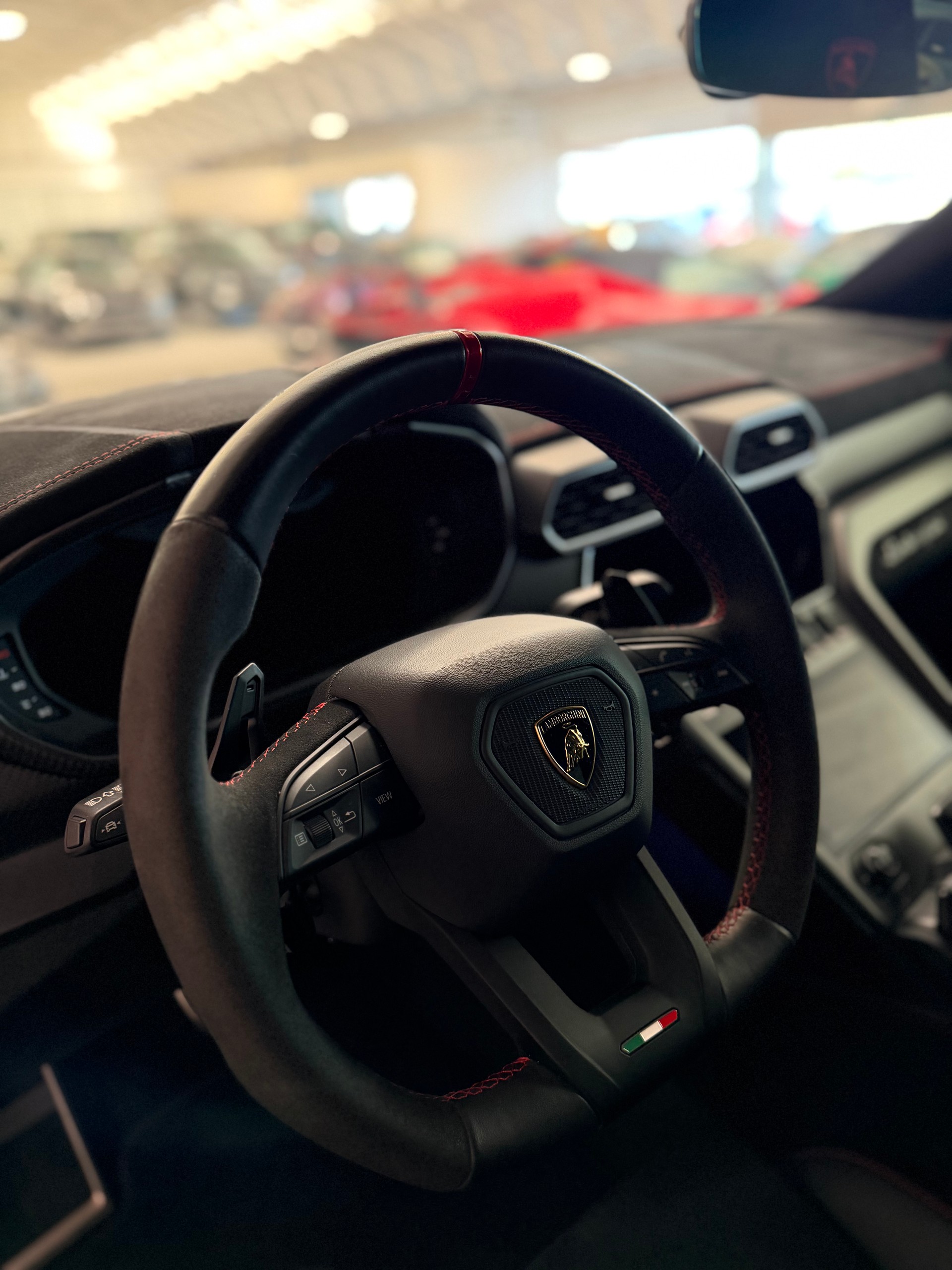 LAMBORGHINI Urus Performante-image-13