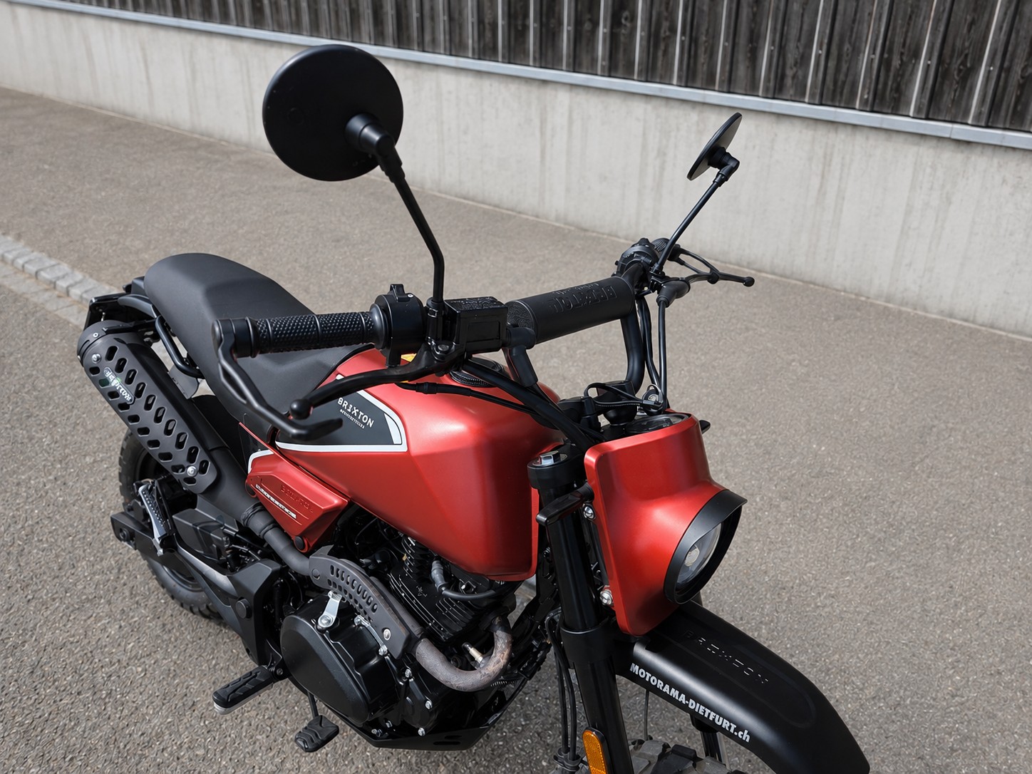 BRIXTON Crossfire 125 XS CBS-image-1