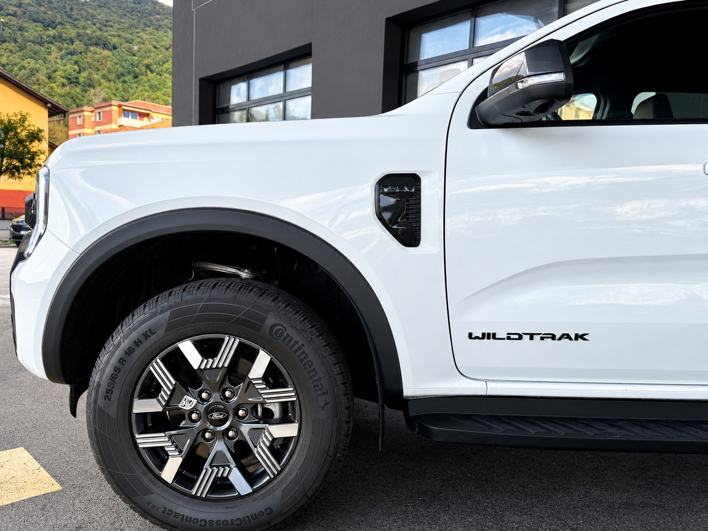 FORD Ranger Wildtrak 2.3 Eco Boost e-4WD Automat-showroom-element-2