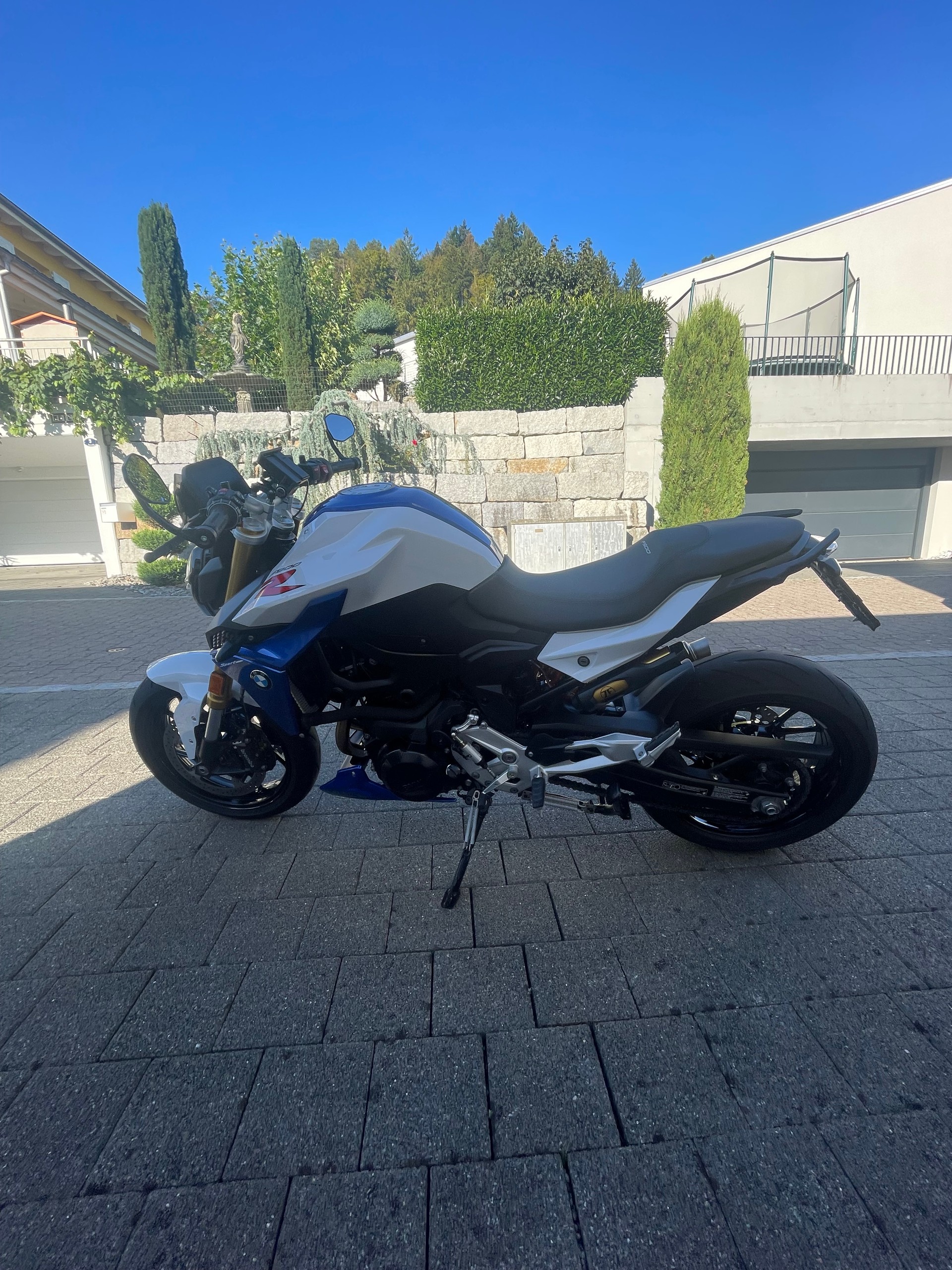 BMW F 900 R-image-5