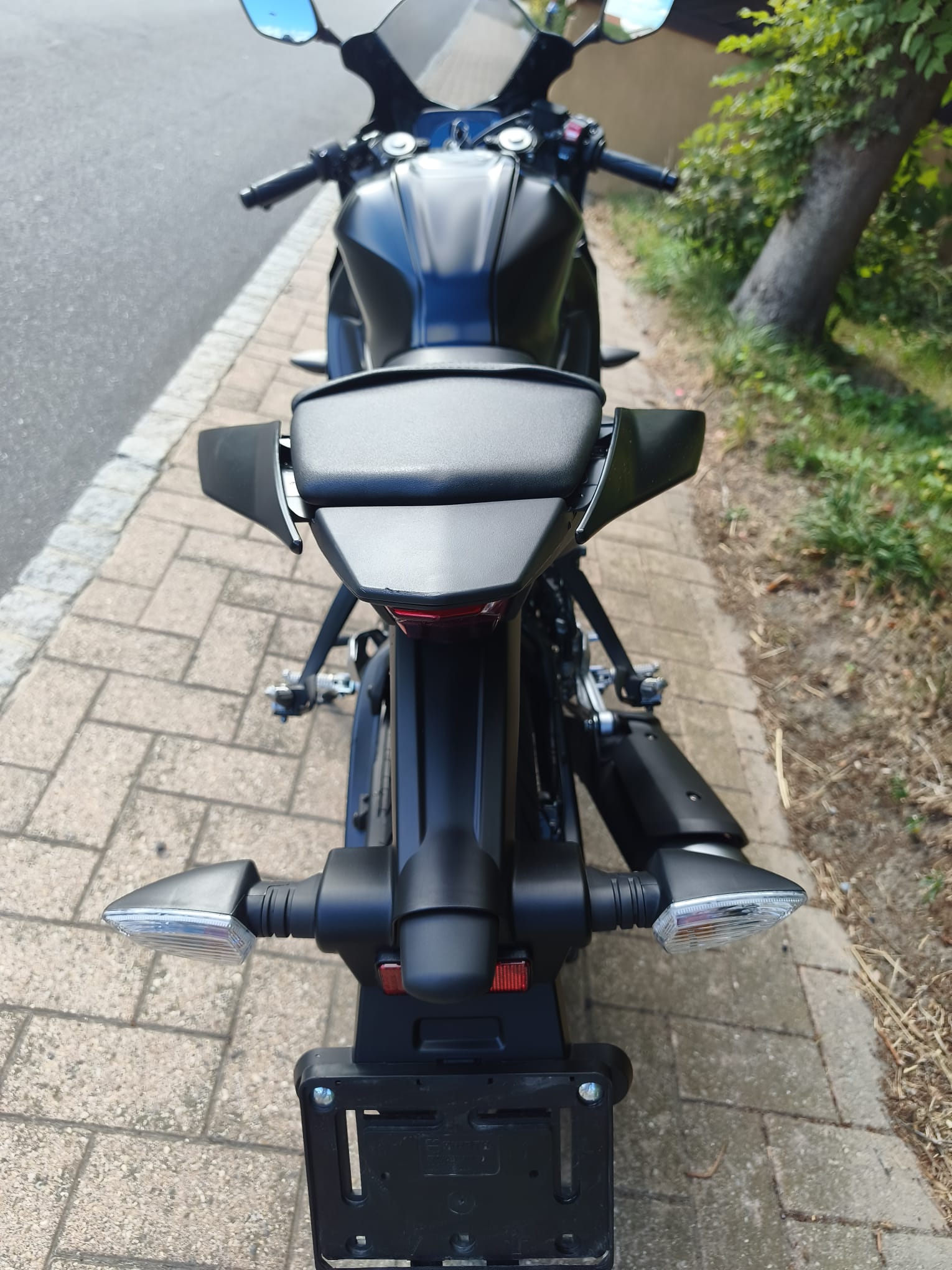 YAMAHA YZF-R 125 ABS-image-8