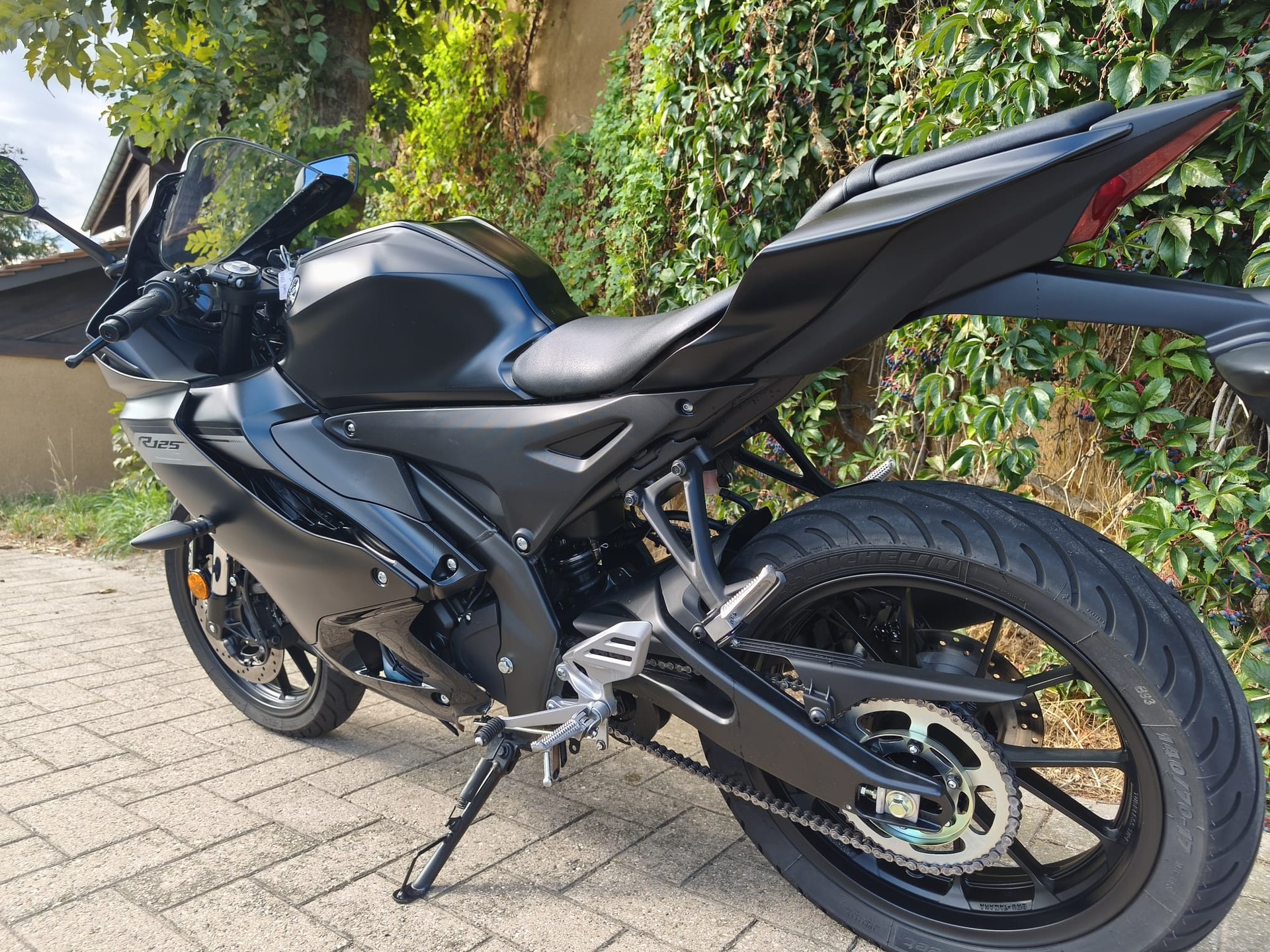 YAMAHA YZF-R 125 ABS-image-7