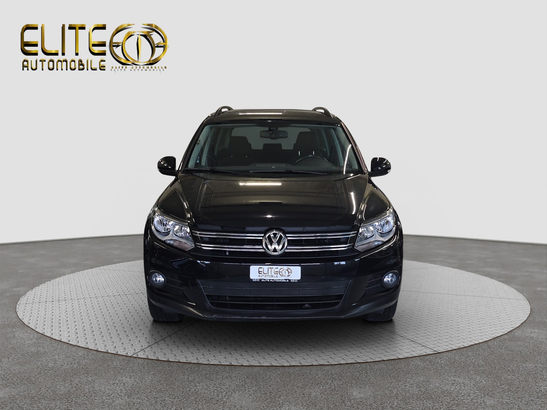 VW Tiguan 2.0 TDI BlueMotion Trend&Fun 4Motion DSG-showroom-element-1